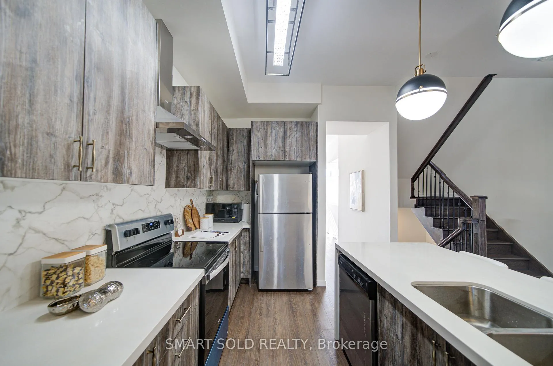 Photo 7 of 13 Armillo Place, Markham, Wismer — HOMEH