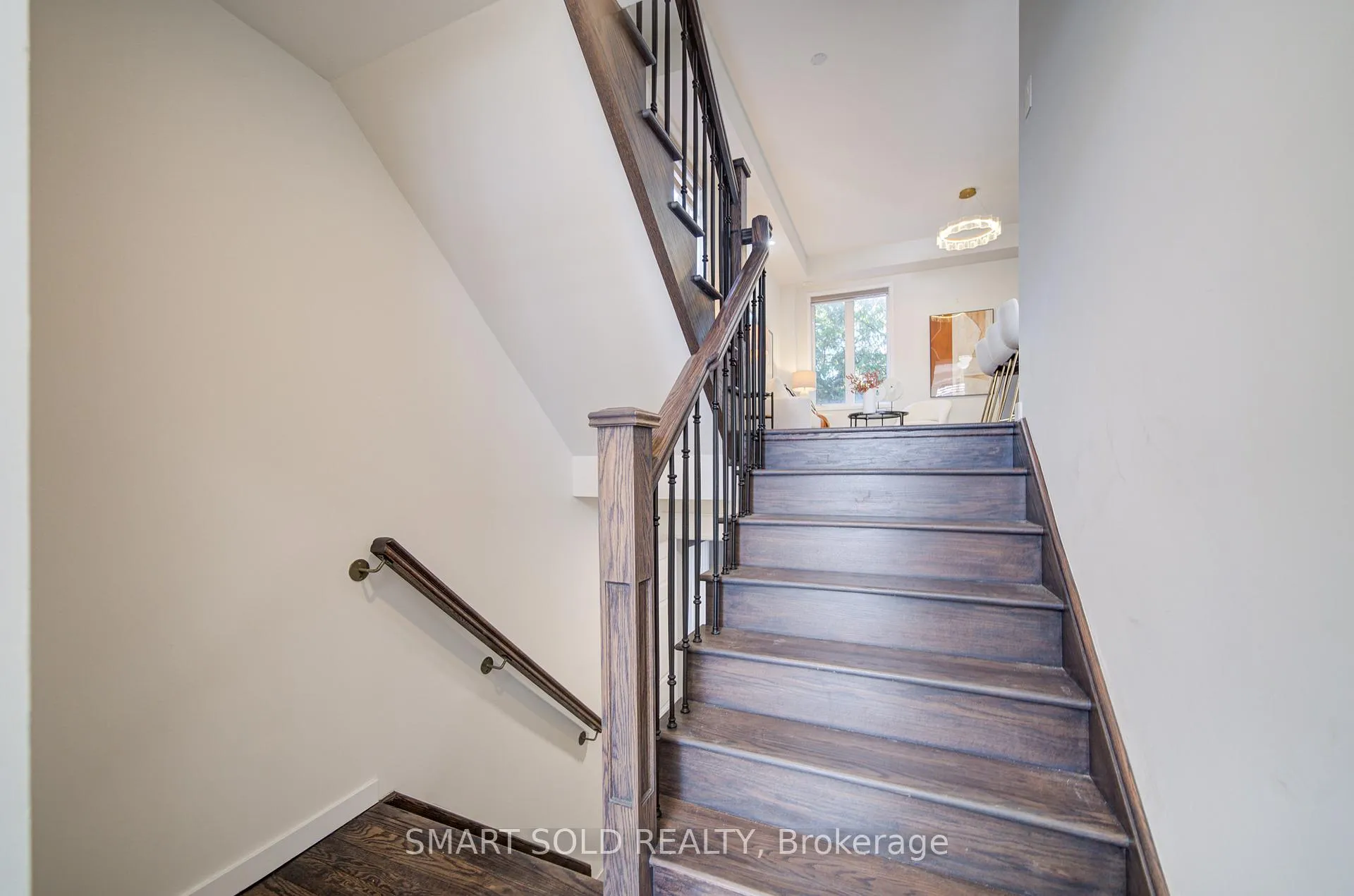 Photo 10 of 13 Armillo Place, Markham, Wismer — HOMEH