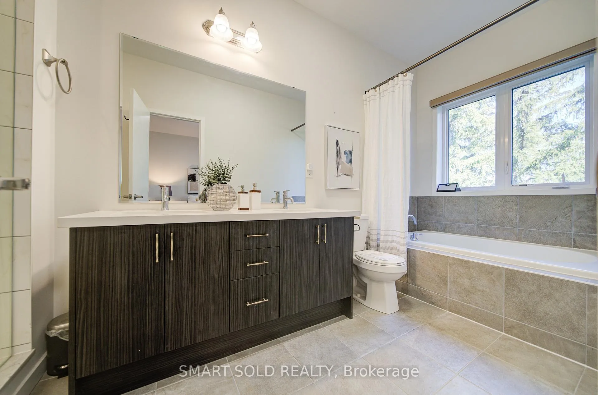Photo 28 of 13 Armillo Place, Markham, Wismer — HOMEH