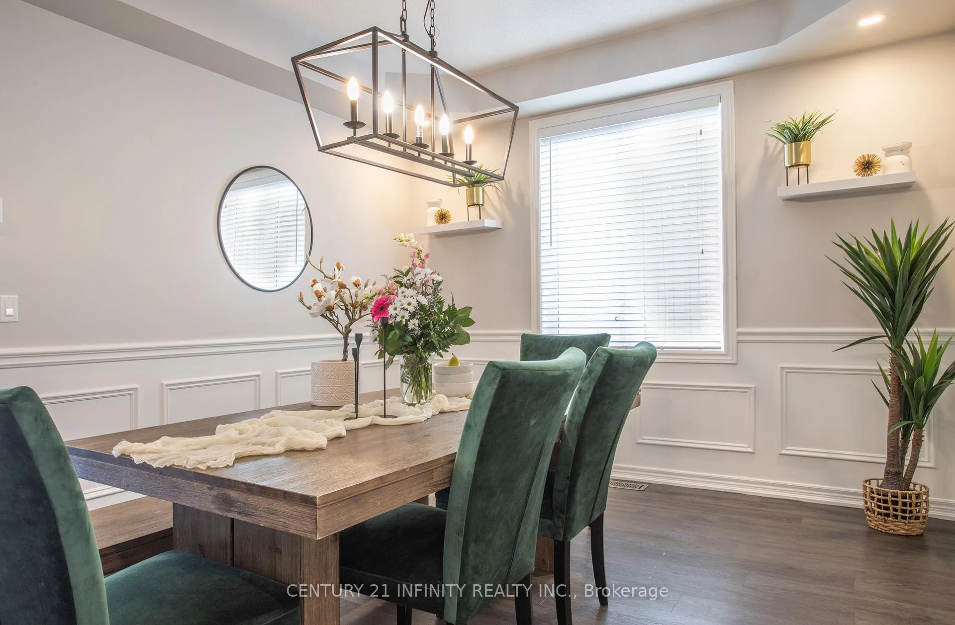 Photo 8 of 32 Buxton Lane, Clarington, Bowmanville — HOMEH
