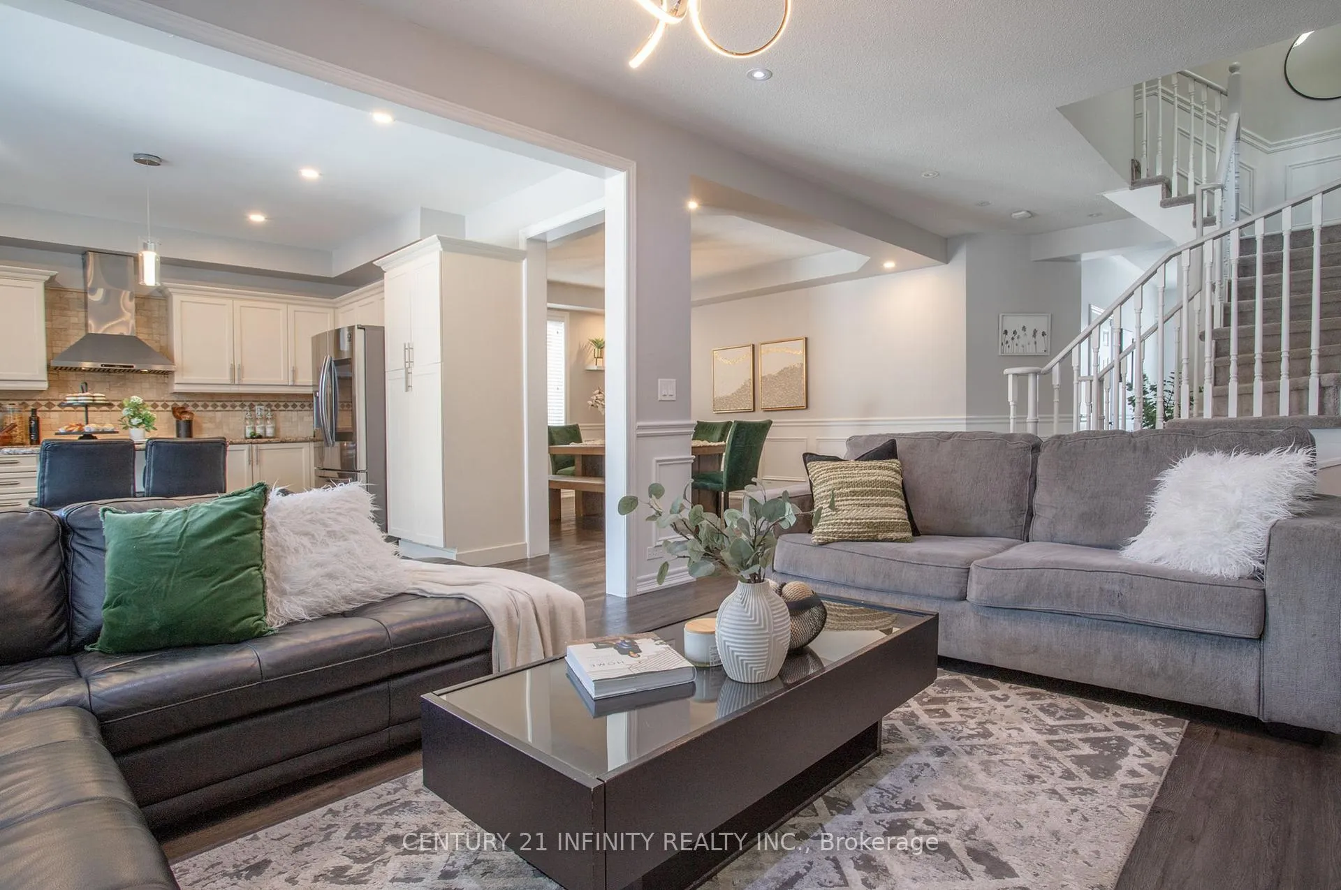 Photo 15 of 32 Buxton Lane, Clarington, Bowmanville — HOMEH