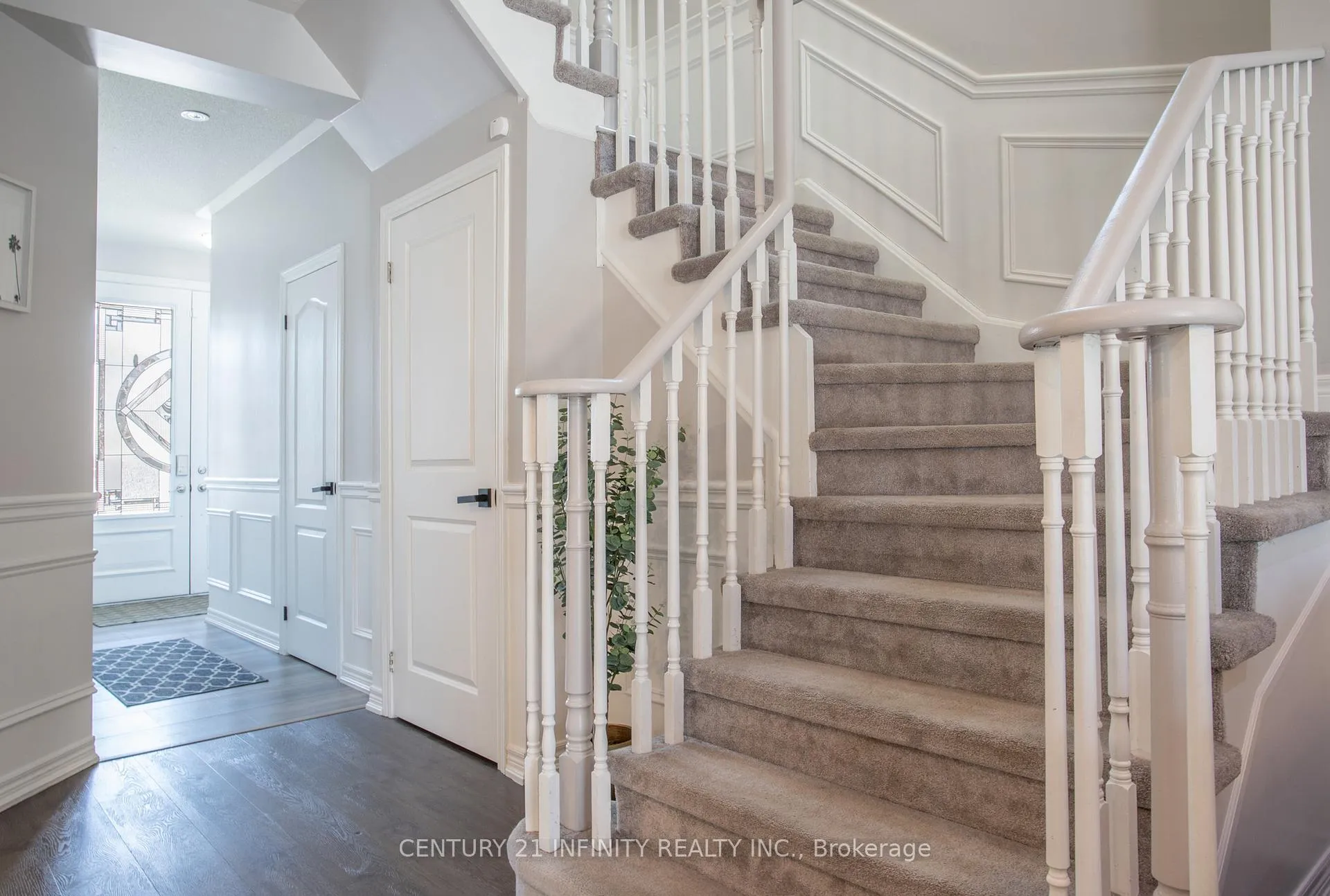 Photo 22 of 32 Buxton Lane, Clarington, Bowmanville — HOMEH