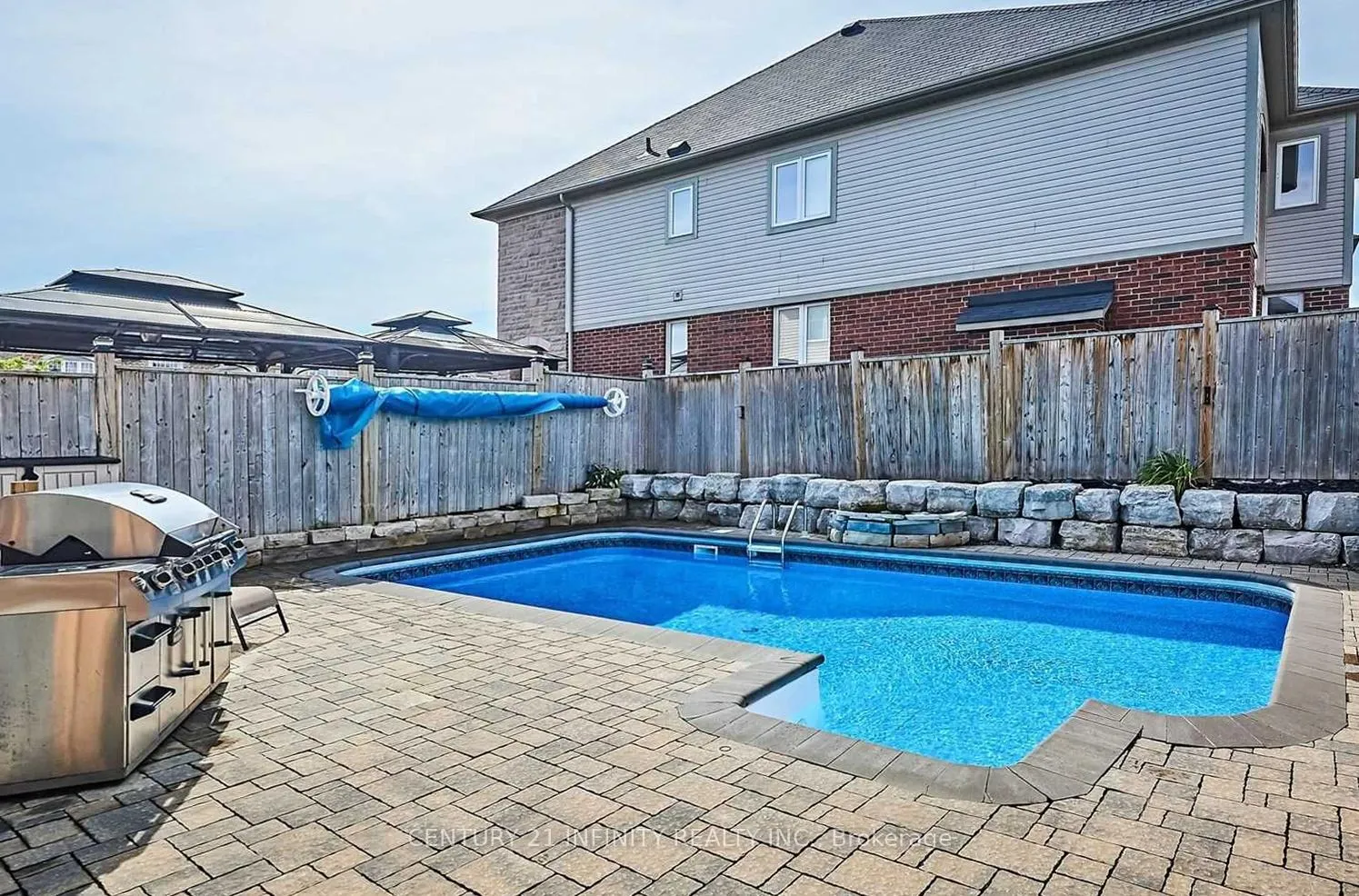 Photo 43 of 32 Buxton Lane, Clarington, Bowmanville — HOMEH