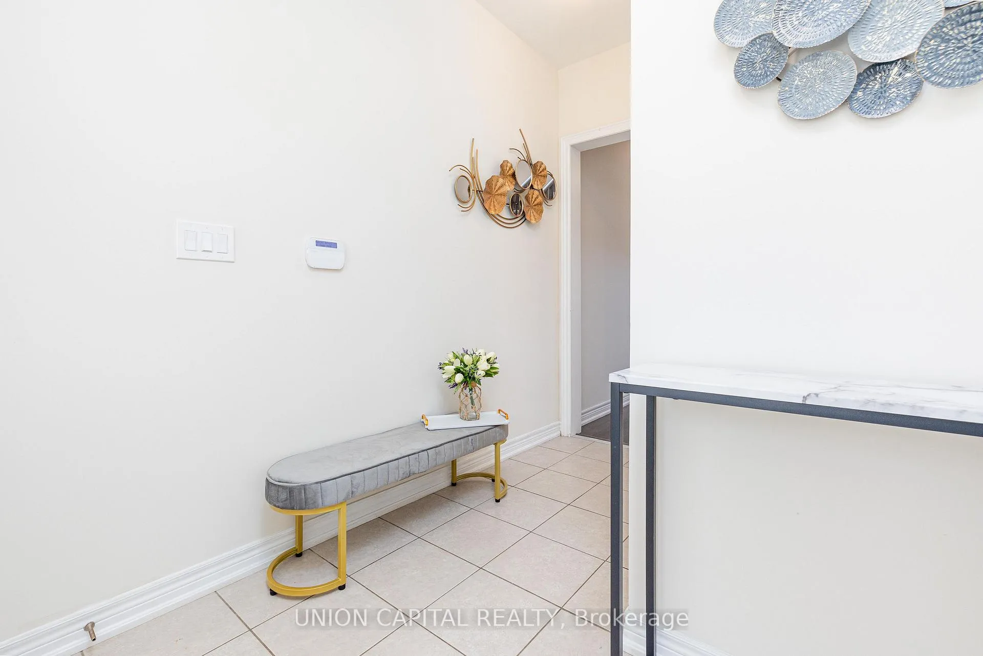 Photo 4 of 64 Collier Crescent, Markham, Wismer — HOMEH