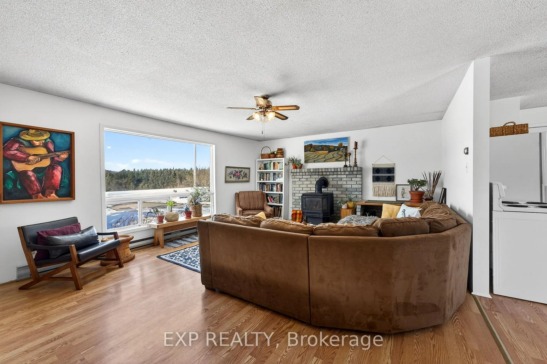 Photo 7 of 1423 Ridge Road, Prince Edward County, Hallowell Ward — HOMEH