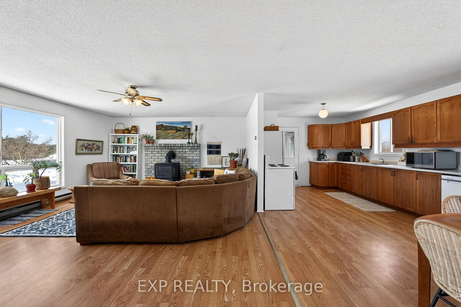 Photo 8 of 1423 Ridge Road, Prince Edward County, Hallowell Ward — HOMEH