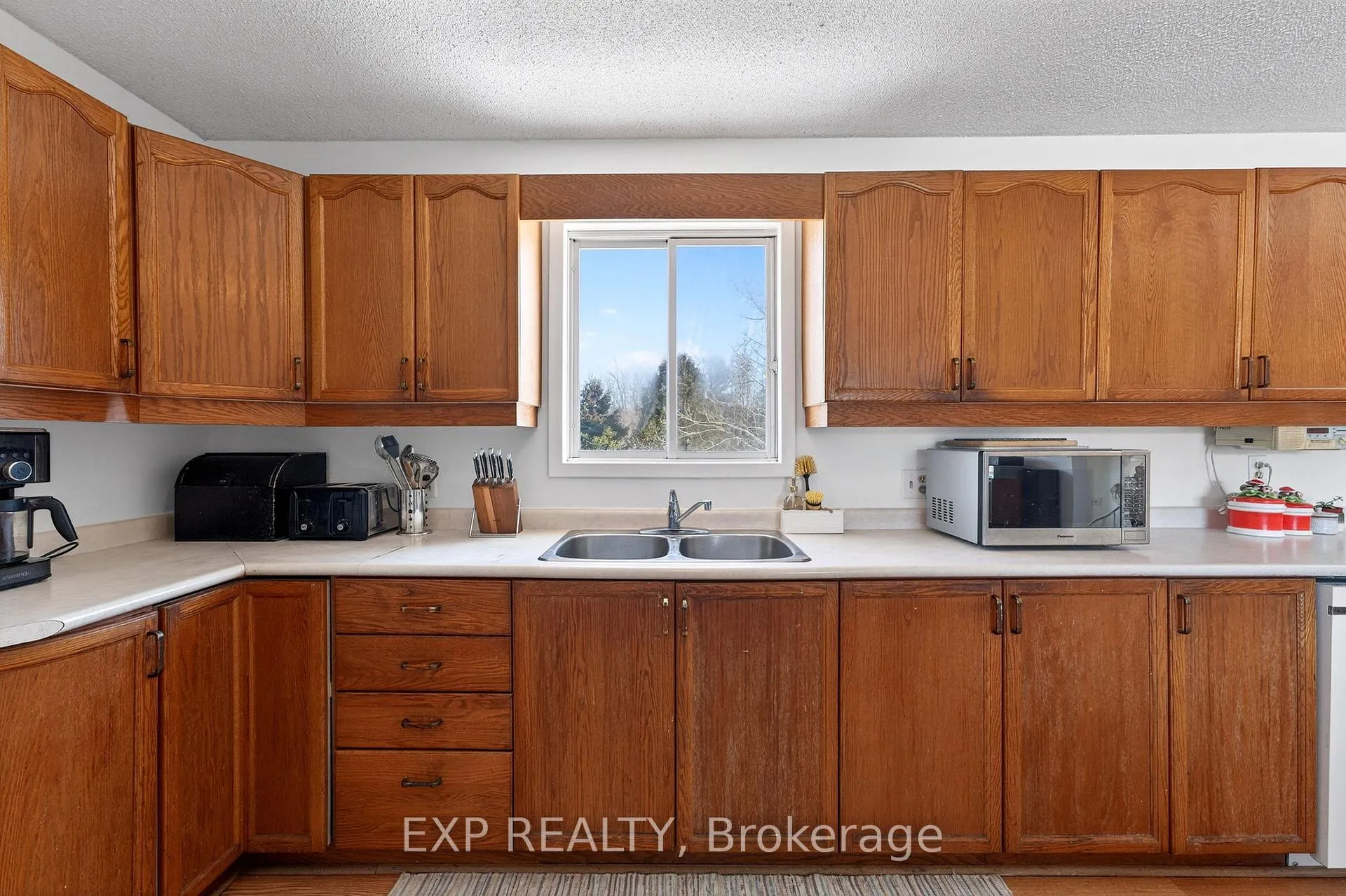 Photo 13 of 1423 Ridge Road, Prince Edward County, Hallowell Ward — HOMEH