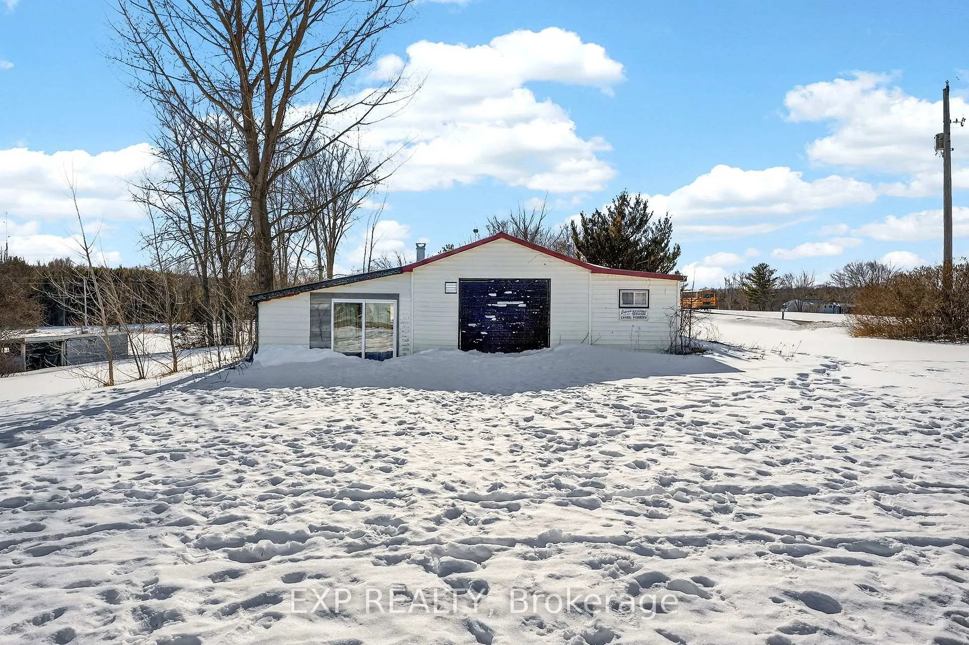 Photo 35 of 1423 Ridge Road, Prince Edward County, Hallowell Ward — HOMEH