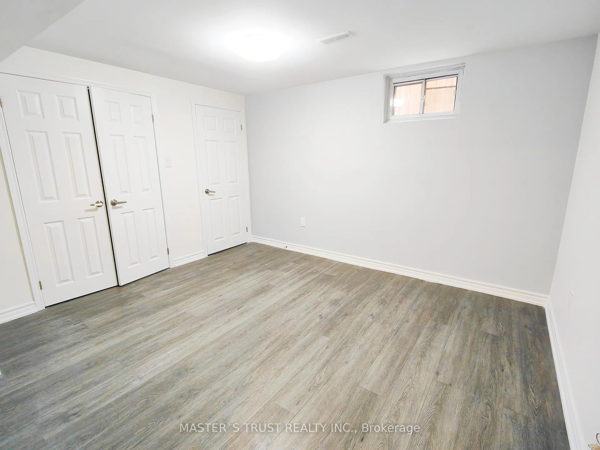 Photo 8 of 14 Summerfeldt Crescent, Markham, Unionville — HOMEH