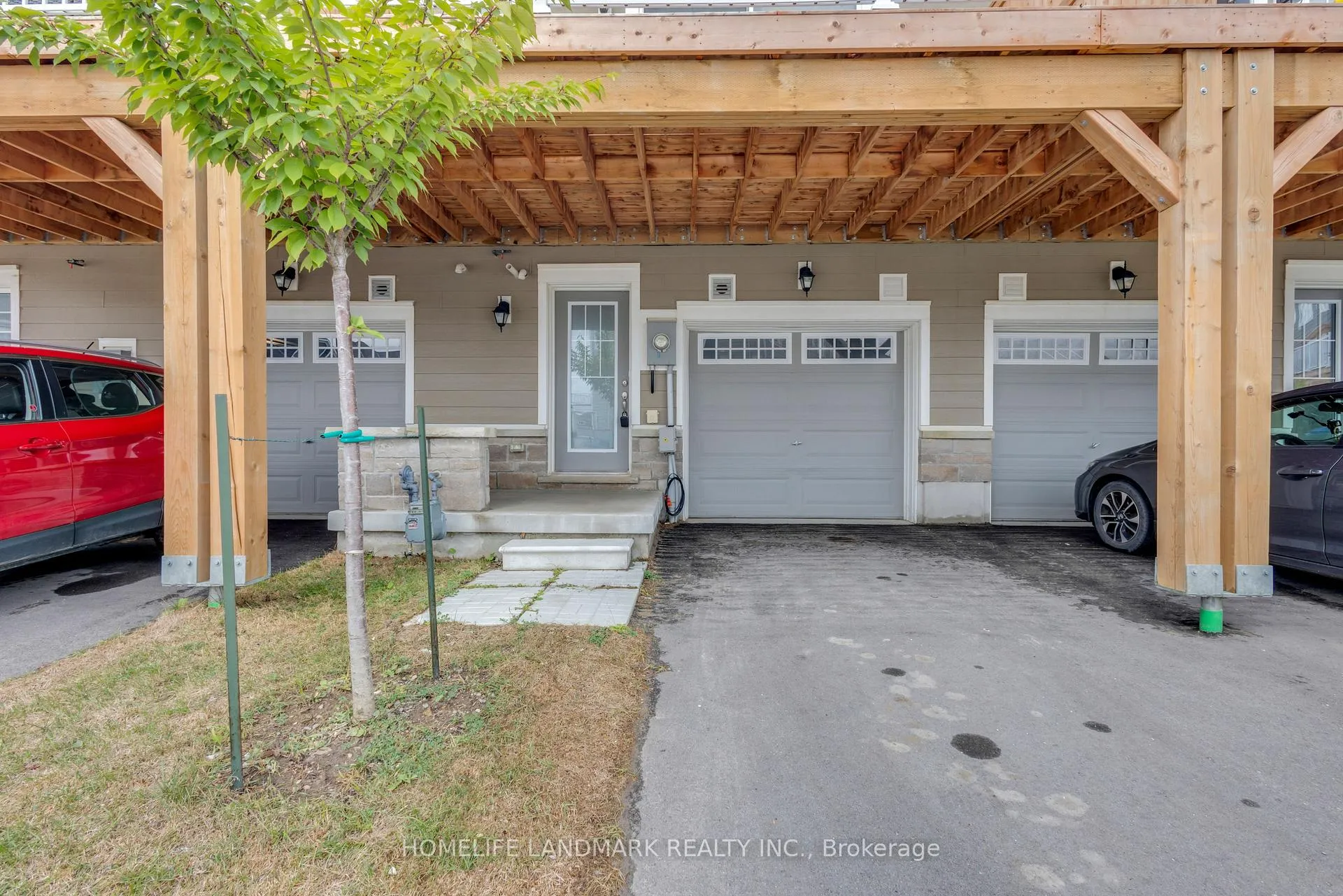 Photo 4 of 6 Spencer Boulevard, Wasaga Beach — HOMEH