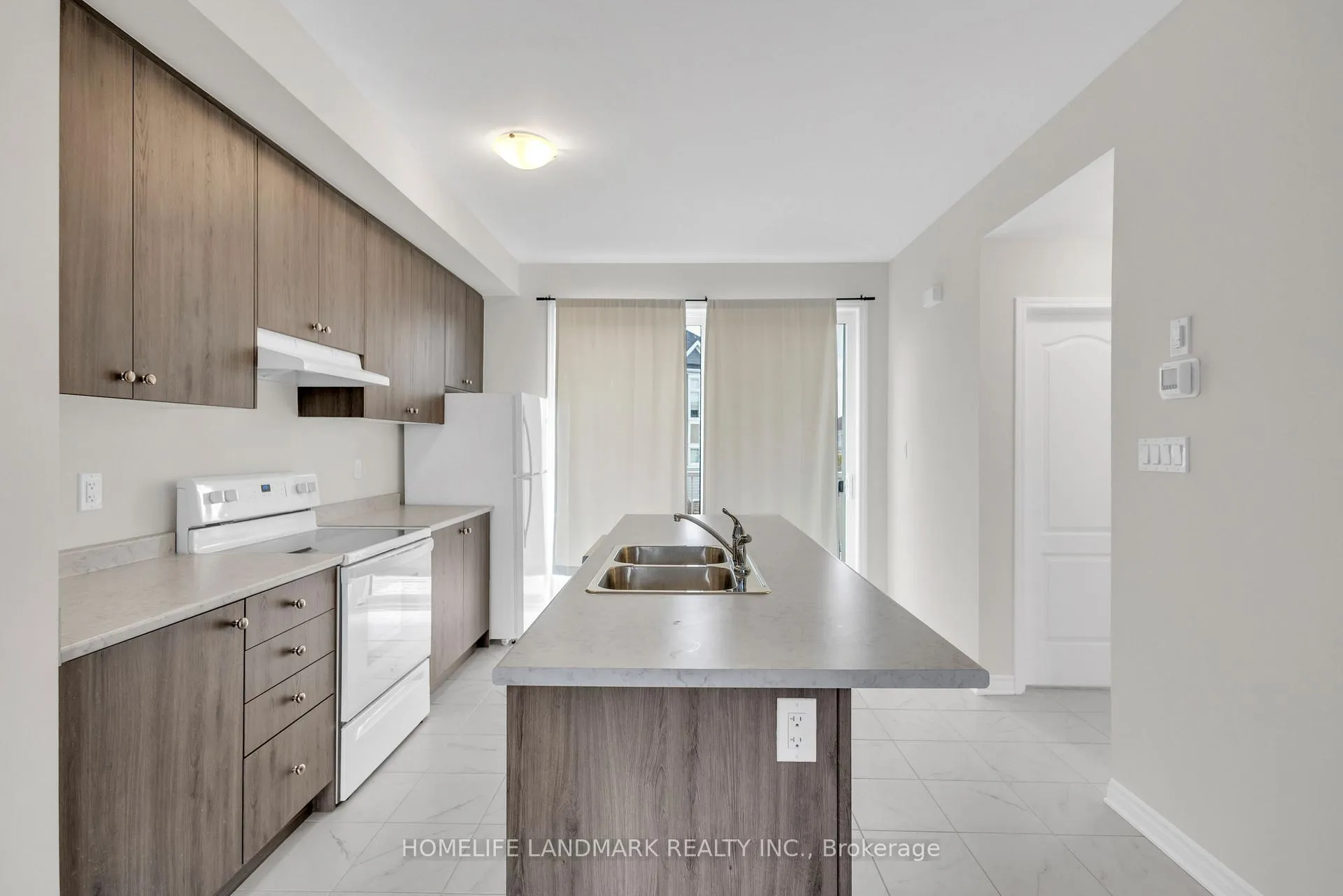 Photo 14 of 6 Spencer Boulevard, Wasaga Beach — HOMEH