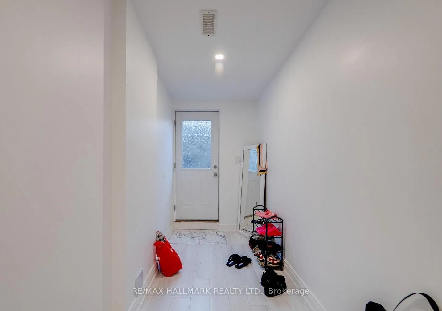 Photo 3 of Unit BSMT, 11 Burcombe Cross, Guelph, Pineridge/Westminster Woods — HOMEH
