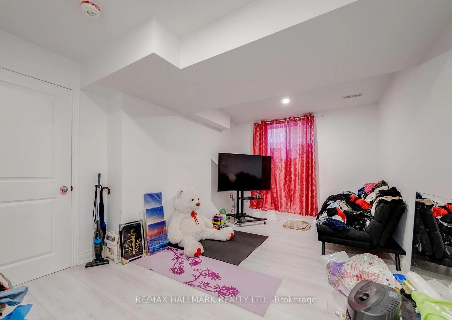 Photo 5 of Unit BSMT, 11 Burcombe Cross, Guelph, Pineridge/Westminster Woods — HOMEH