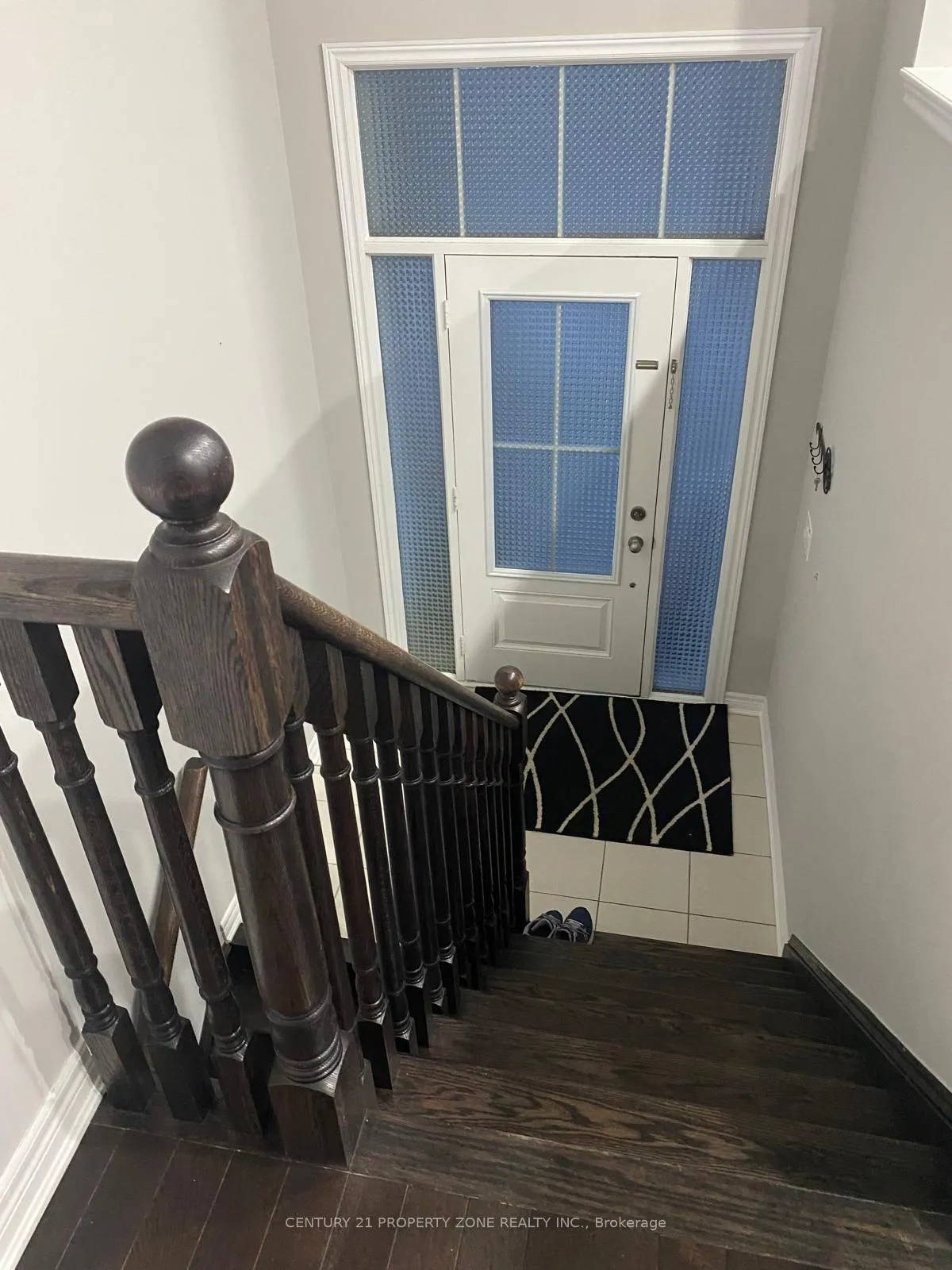 Photo 2 of 5 Rockman Crescent, Brampton, Northwest Brampton — HOMEH