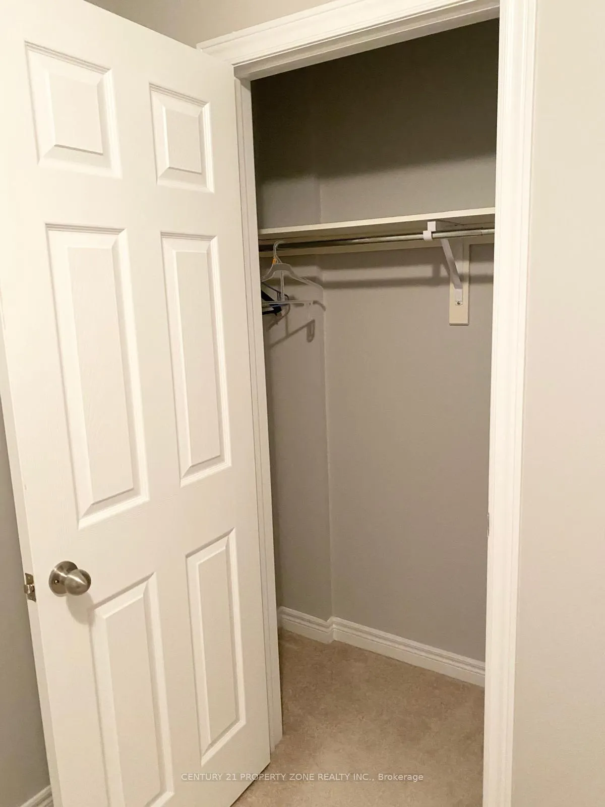 Photo 11 of 5 Rockman Crescent, Brampton, Northwest Brampton — HOMEH