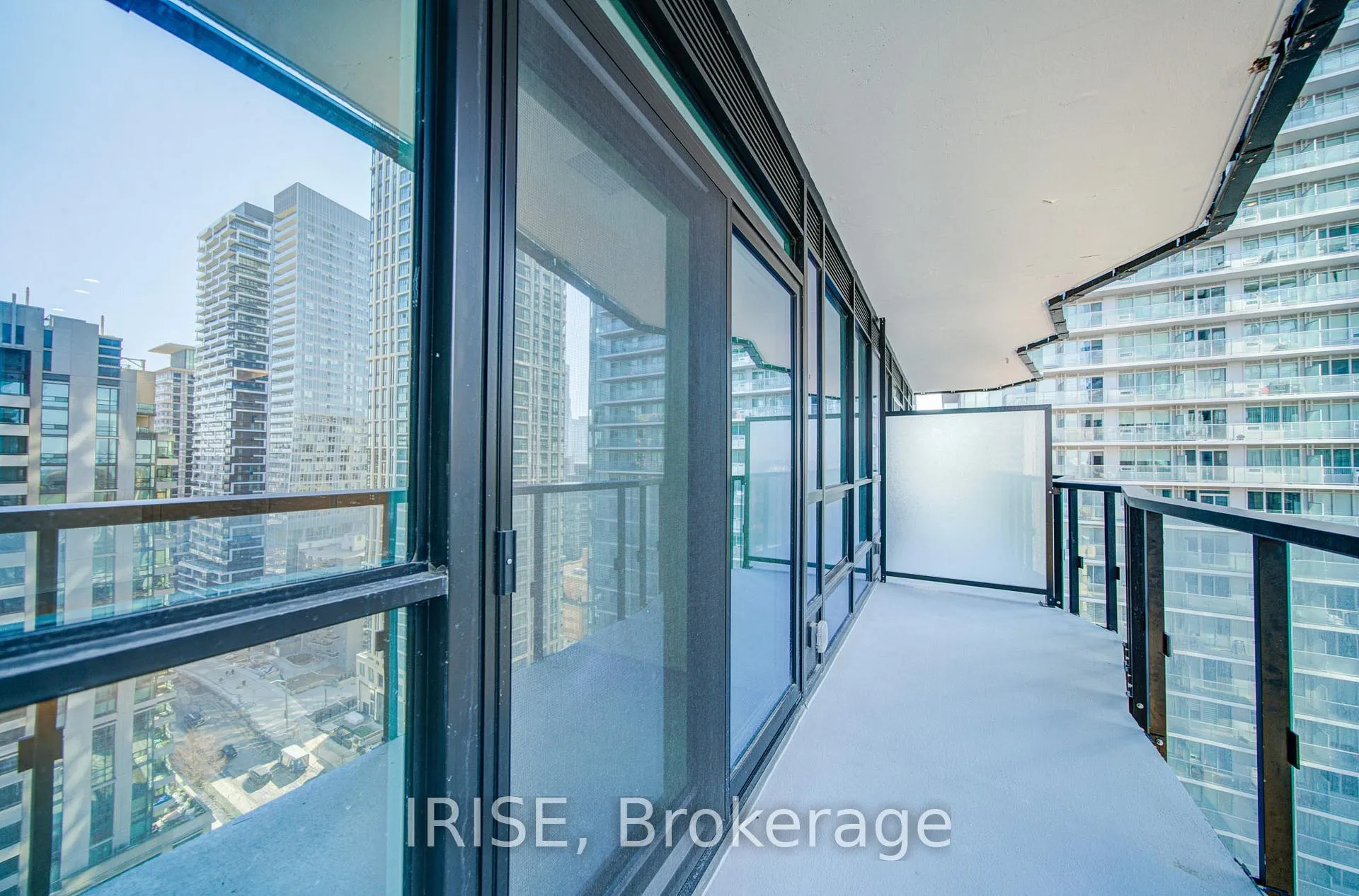 Photo 12 of Unit 1703, 110 Broadway Avenue, Toronto, Mount Pleasant West — HOMEH
