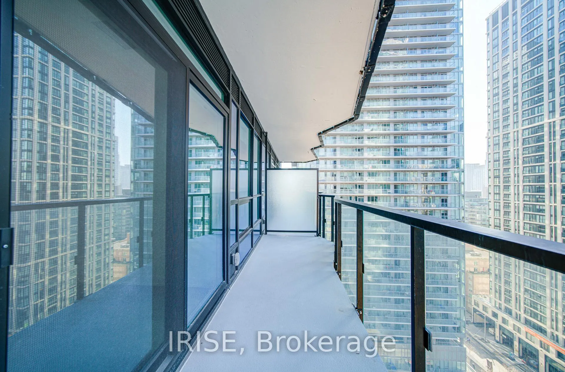 Photo 13 of Unit 1703, 110 Broadway Avenue, Toronto, Mount Pleasant West — HOMEH