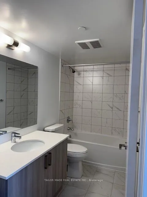 Photo 4 of Unit 2412, 1010 Sandy Beach Road, Pickering, Bay Ridges — HOMEH