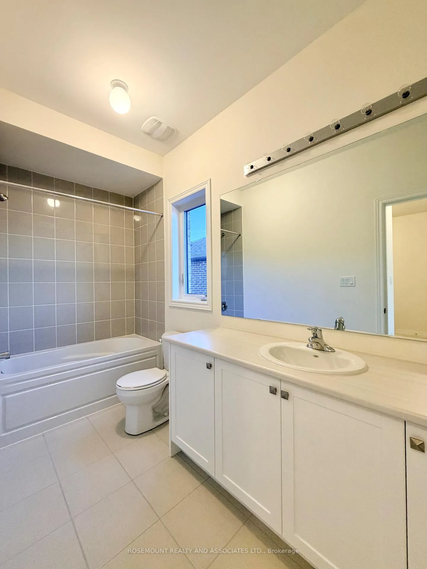 Photo 8 of 2962 Peter Matthews Drive, Pickering, Rural Pickering — HOMEH