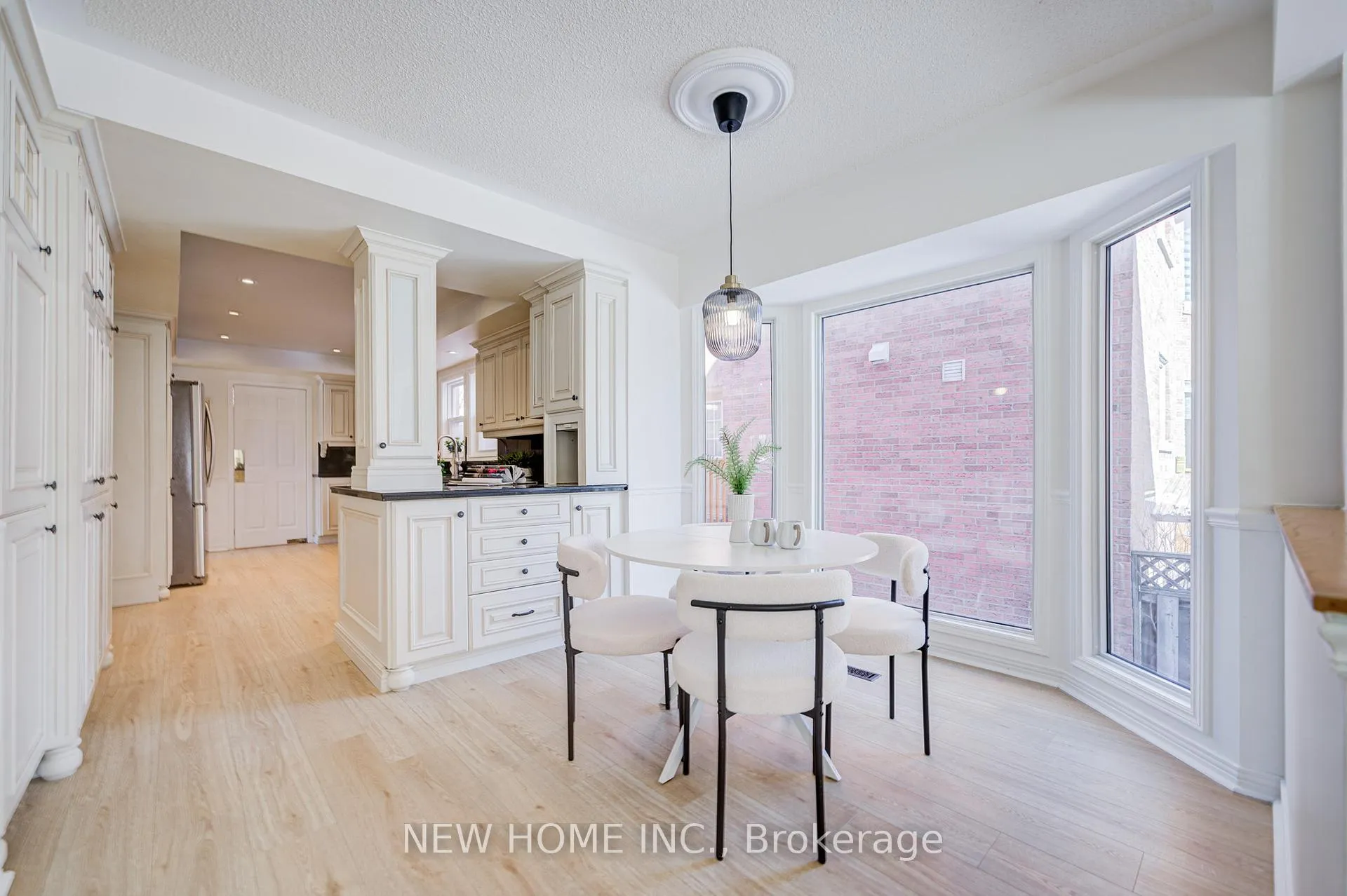 Photo 21 of 19 Springwood Crescent, Markham, Unionville — HOMEH