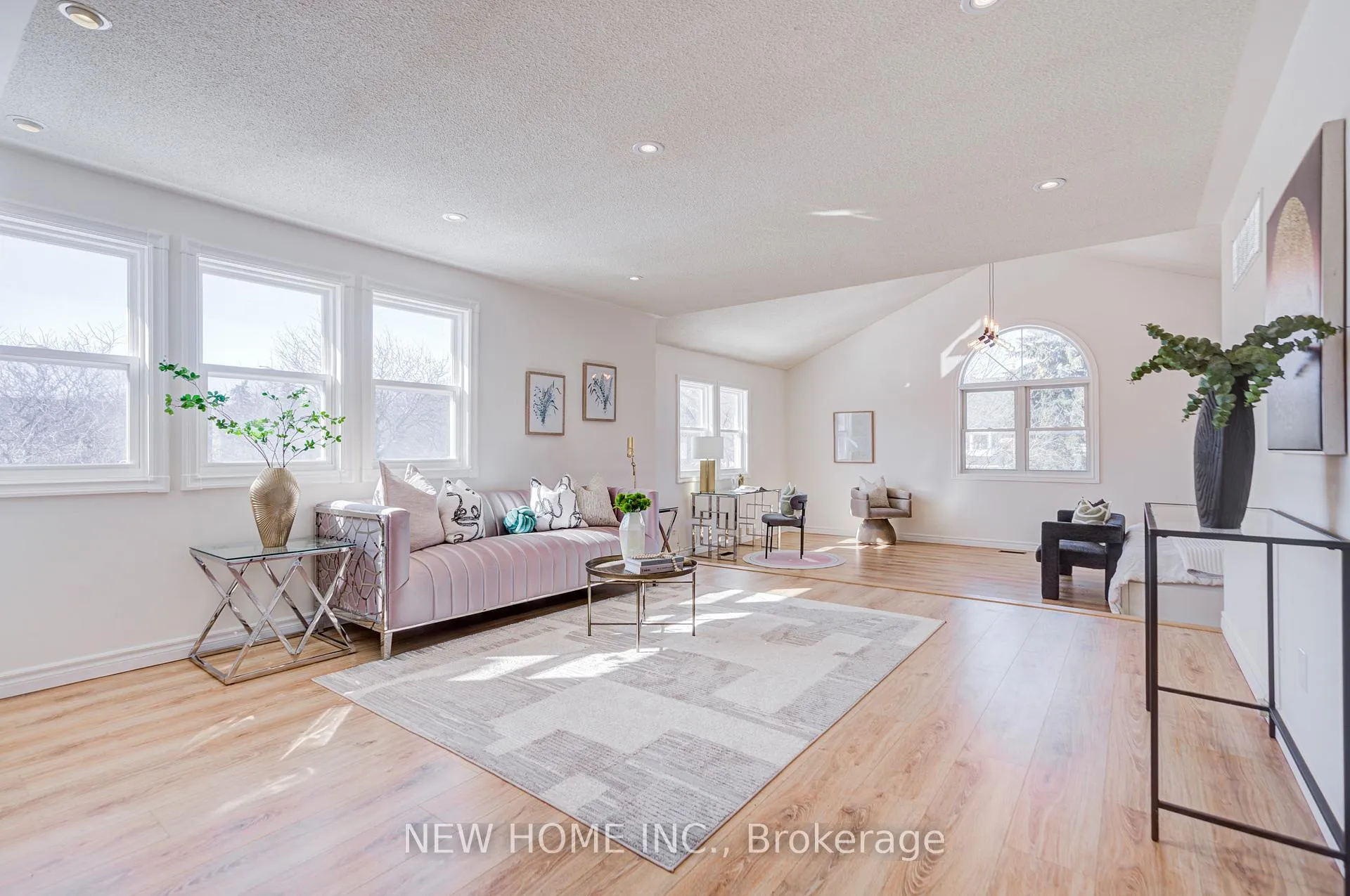 Photo 28 of 19 Springwood Crescent, Markham, Unionville — HOMEH