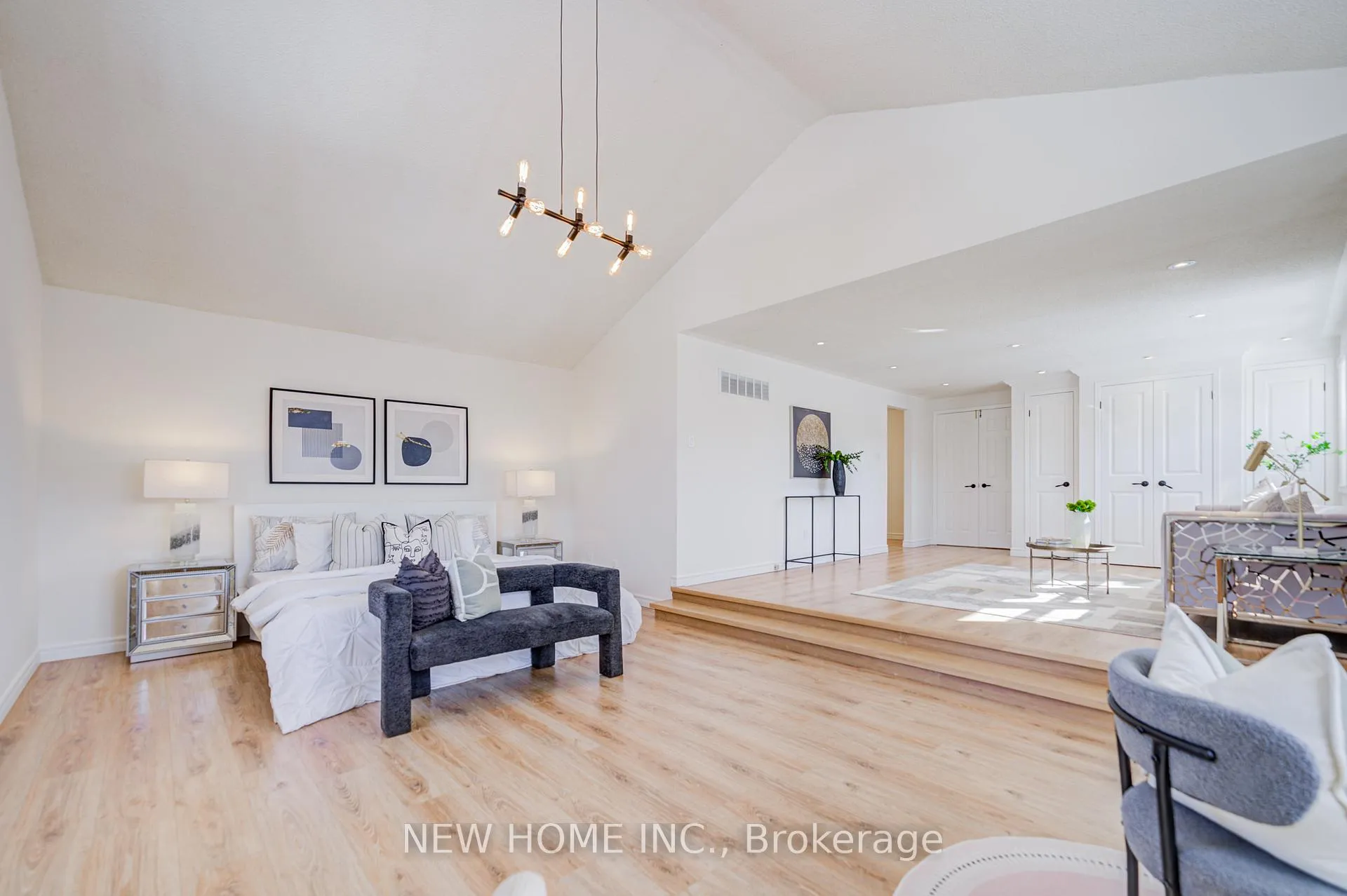 Photo 29 of 19 Springwood Crescent, Markham, Unionville — HOMEH