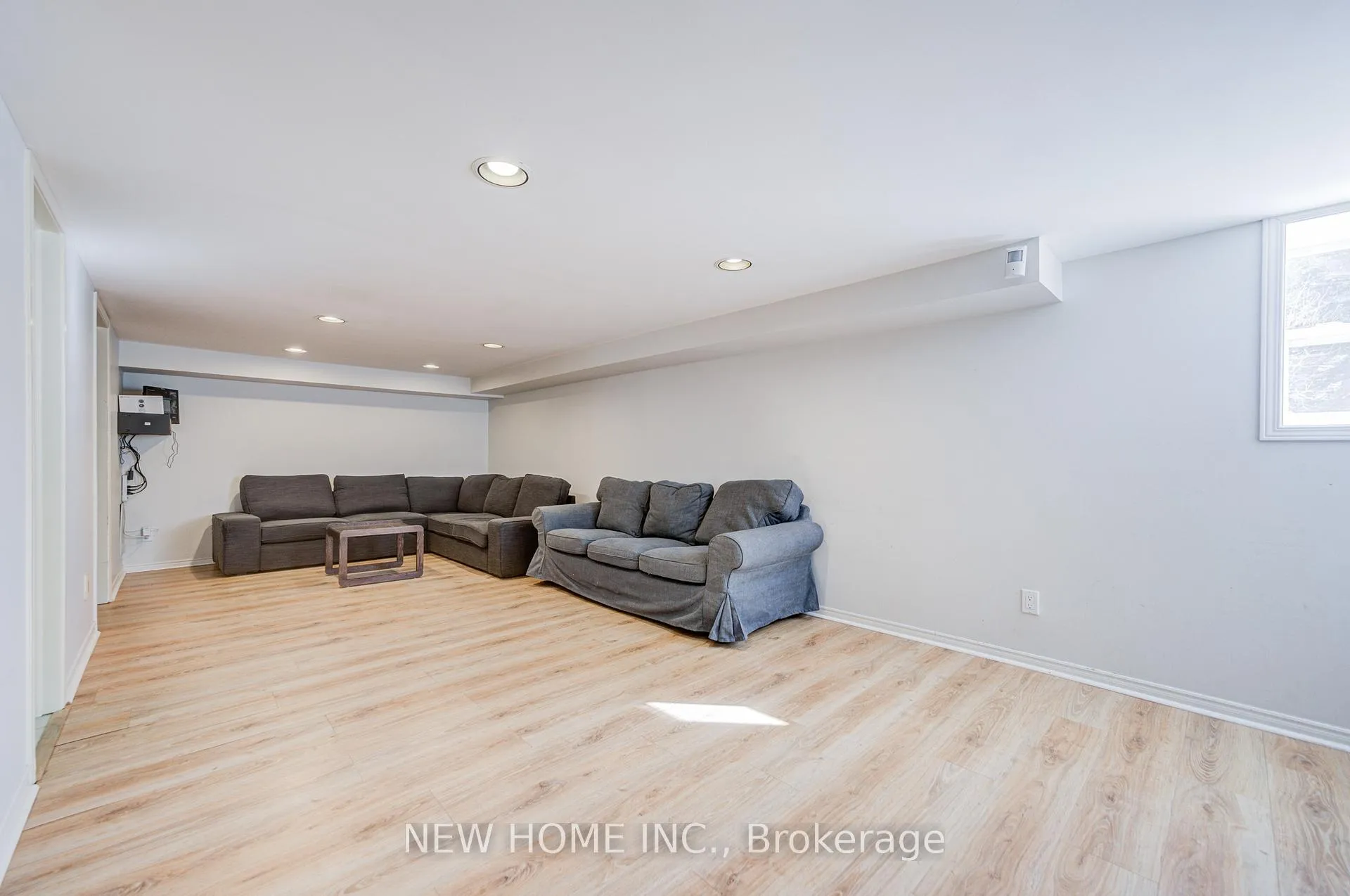 Photo 40 of 19 Springwood Crescent, Markham, Unionville — HOMEH