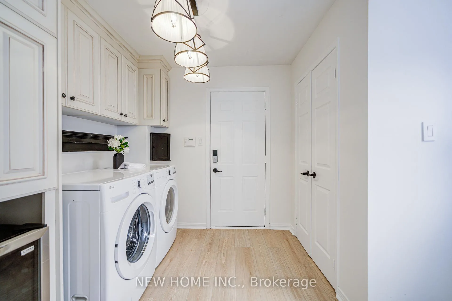 Photo 46 of 19 Springwood Crescent, Markham, Unionville — HOMEH