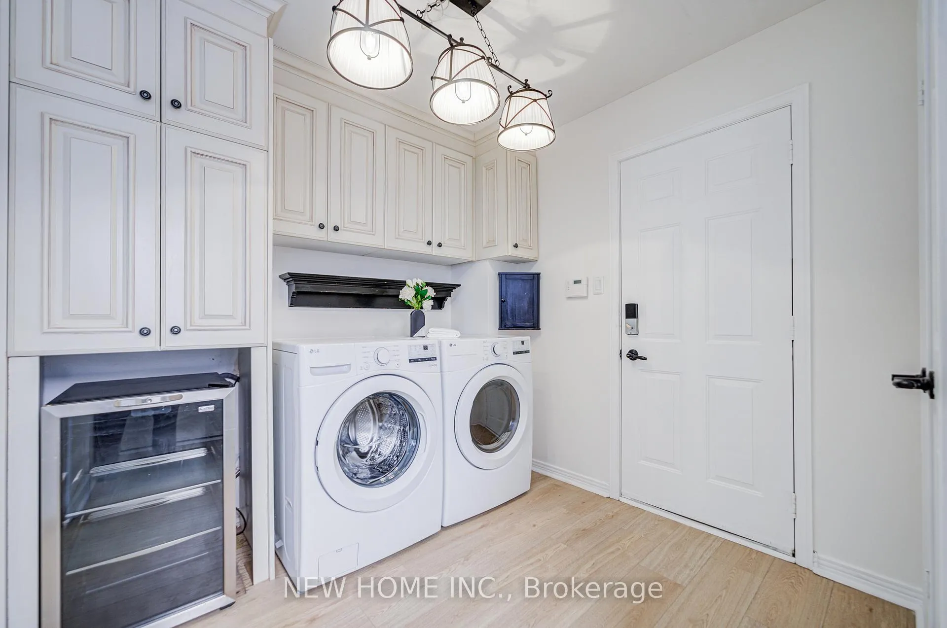 Photo 47 of 19 Springwood Crescent, Markham, Unionville — HOMEH