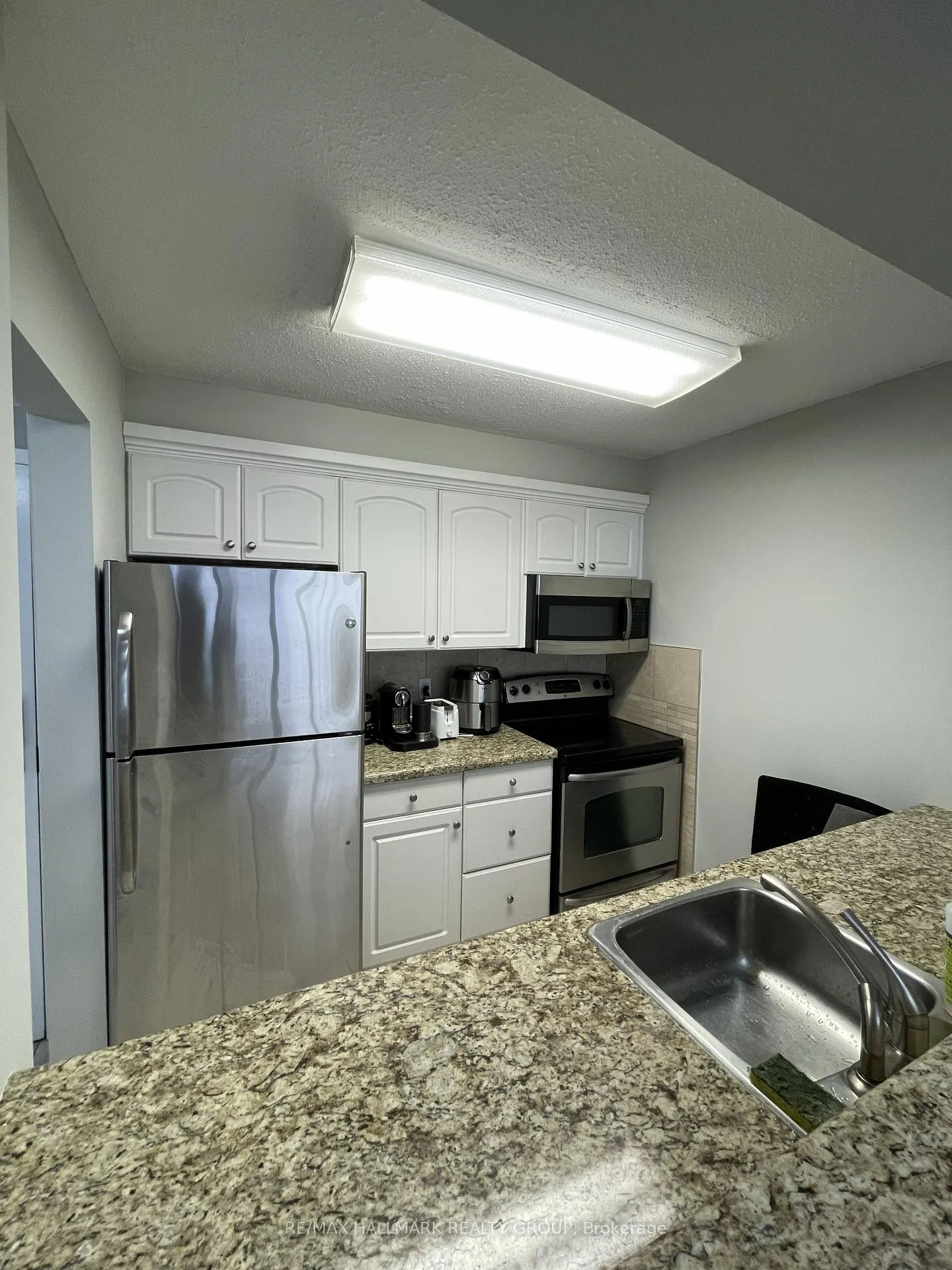 Photo 3 of Unit 301, 154 Nelson Street, Ottawa, Lower Town — HOMEH