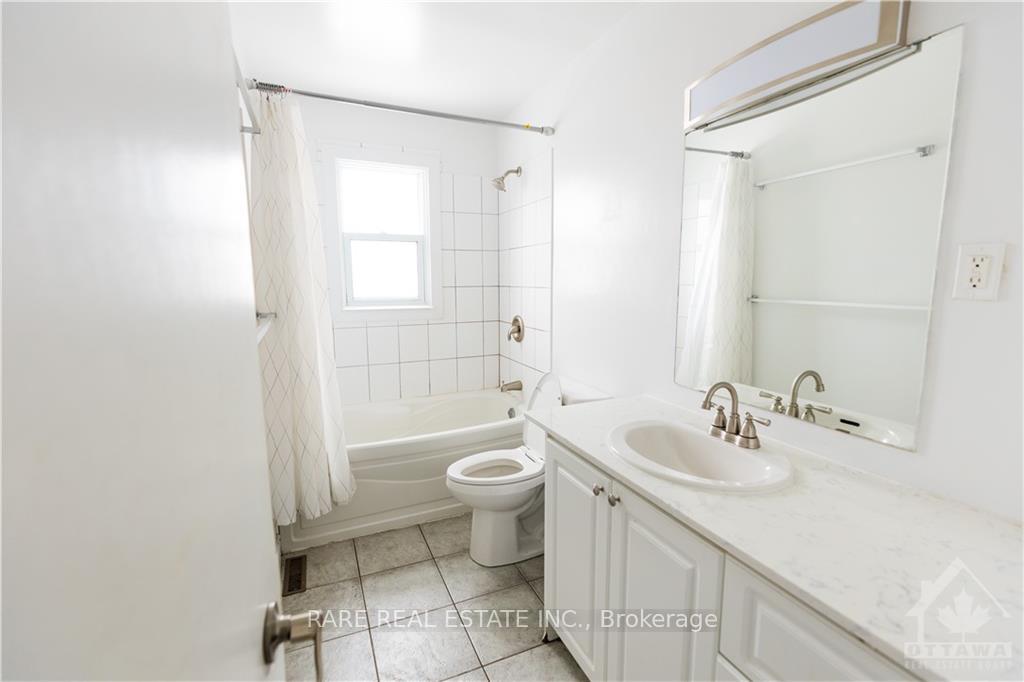 Photo 15 of 403 Peach Tree Lane, Ottawa, Viscount Alexander Park — HOMEH