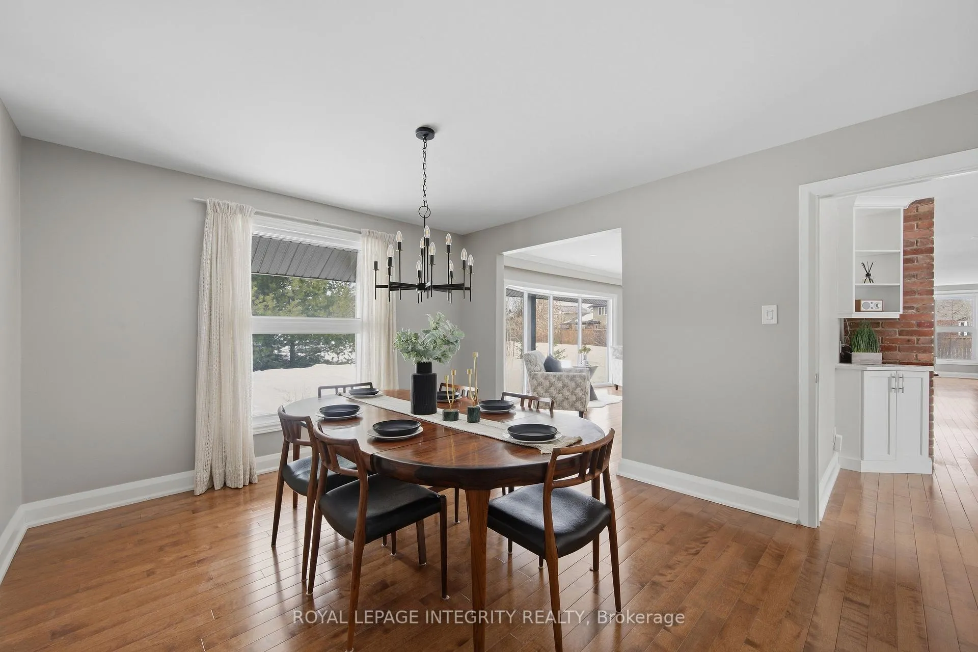 Photo 10 of 8 Smugglers Court, Ottawa, Arlington Woods — HOMEH