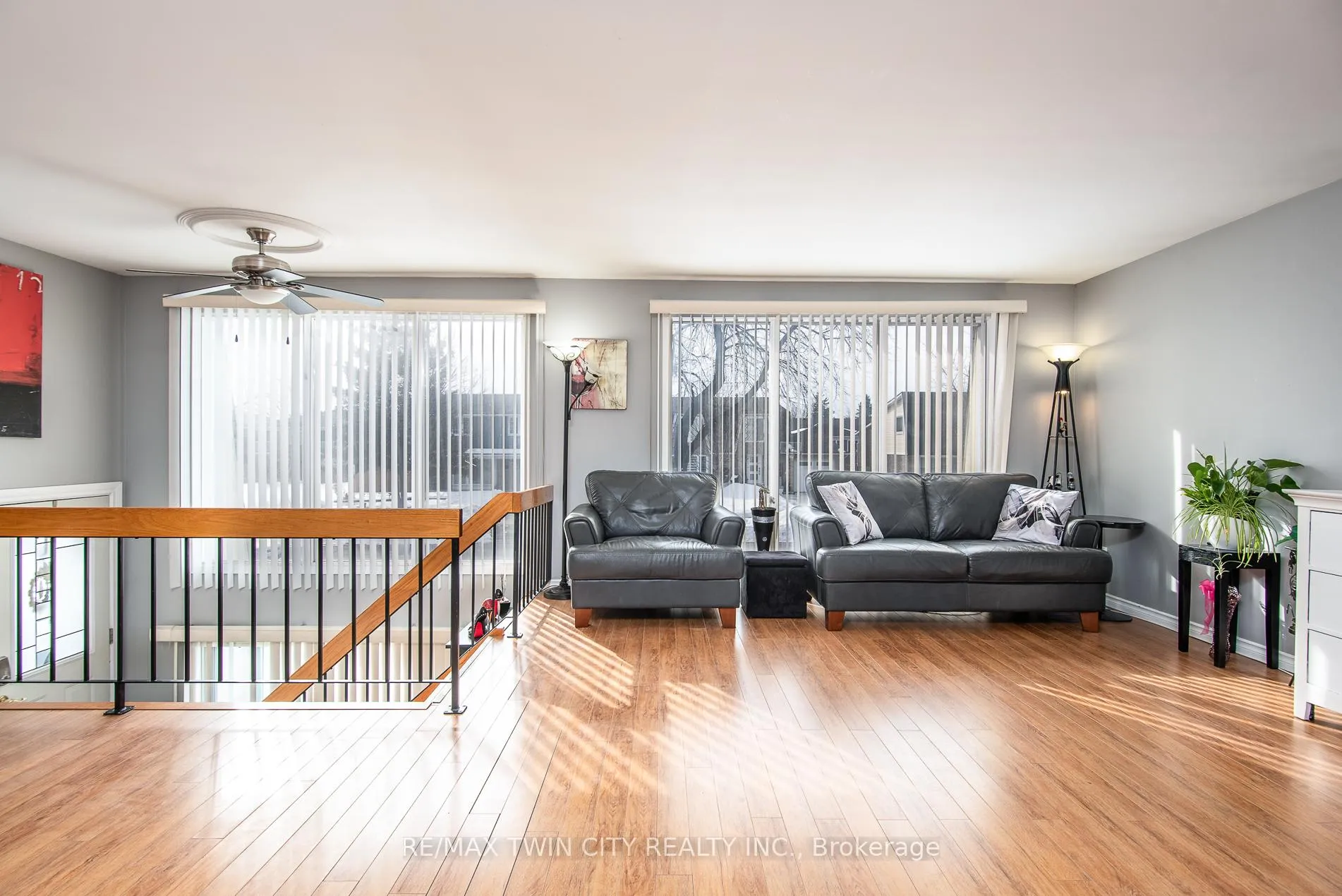 Photo 7 of 72 Manor Drive, Kitchener — HOMEH