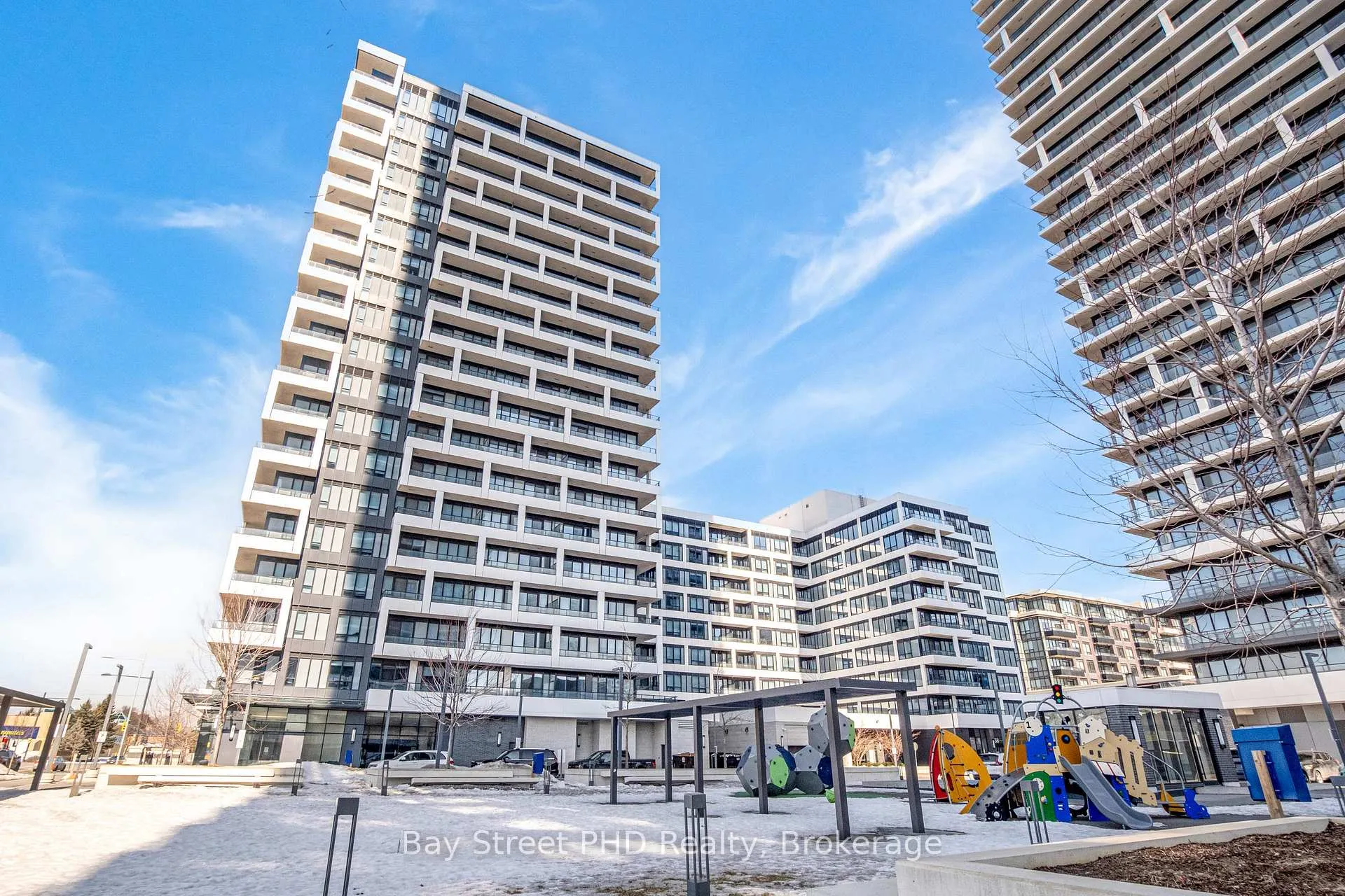 Photo 2 of Unit 1006, 38 Water Walk Drive, Markham, Unionville — HOMEH