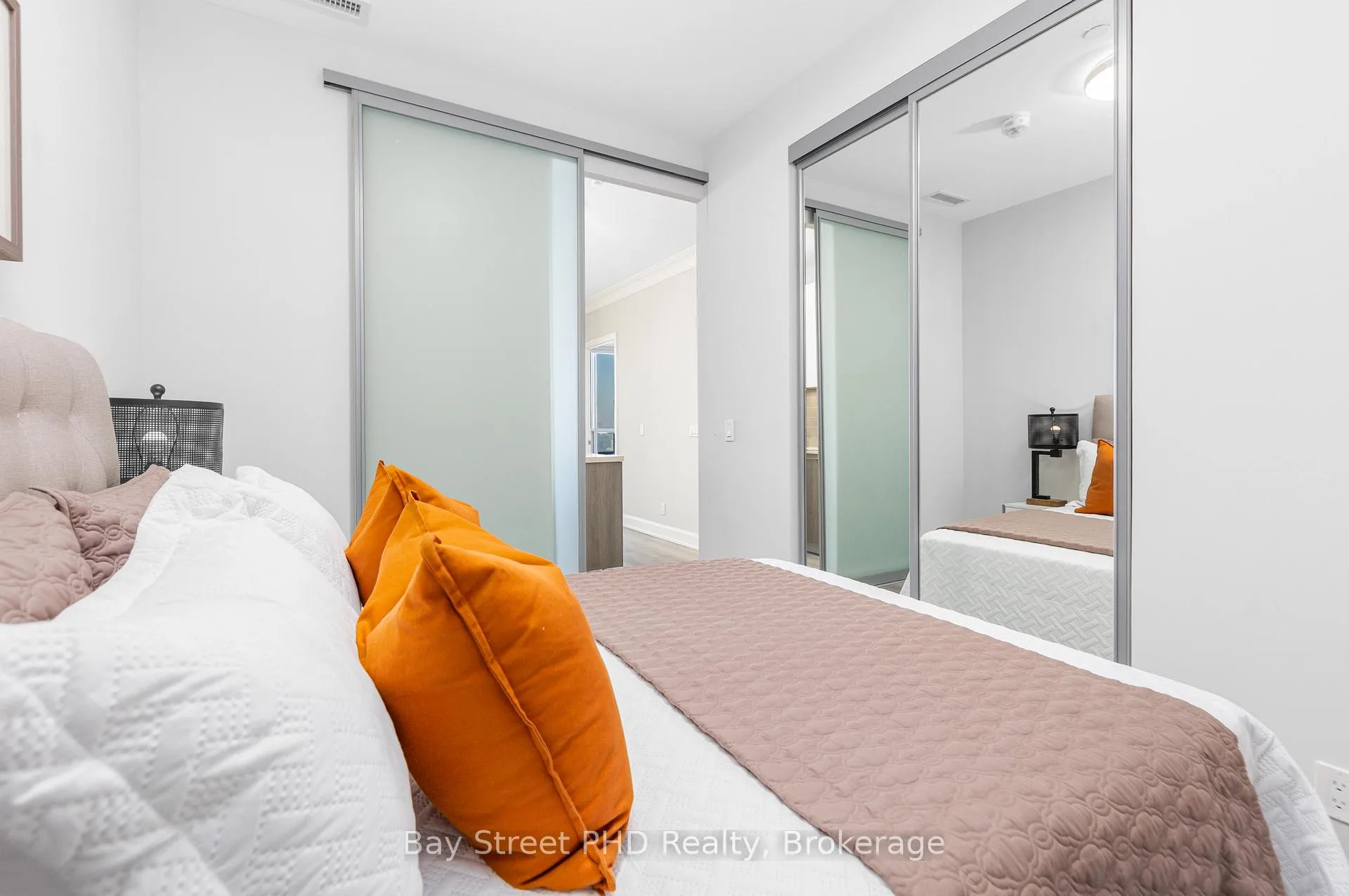 Photo 28 of Unit 1006, 38 Water Walk Drive, Markham, Unionville — HOMEH