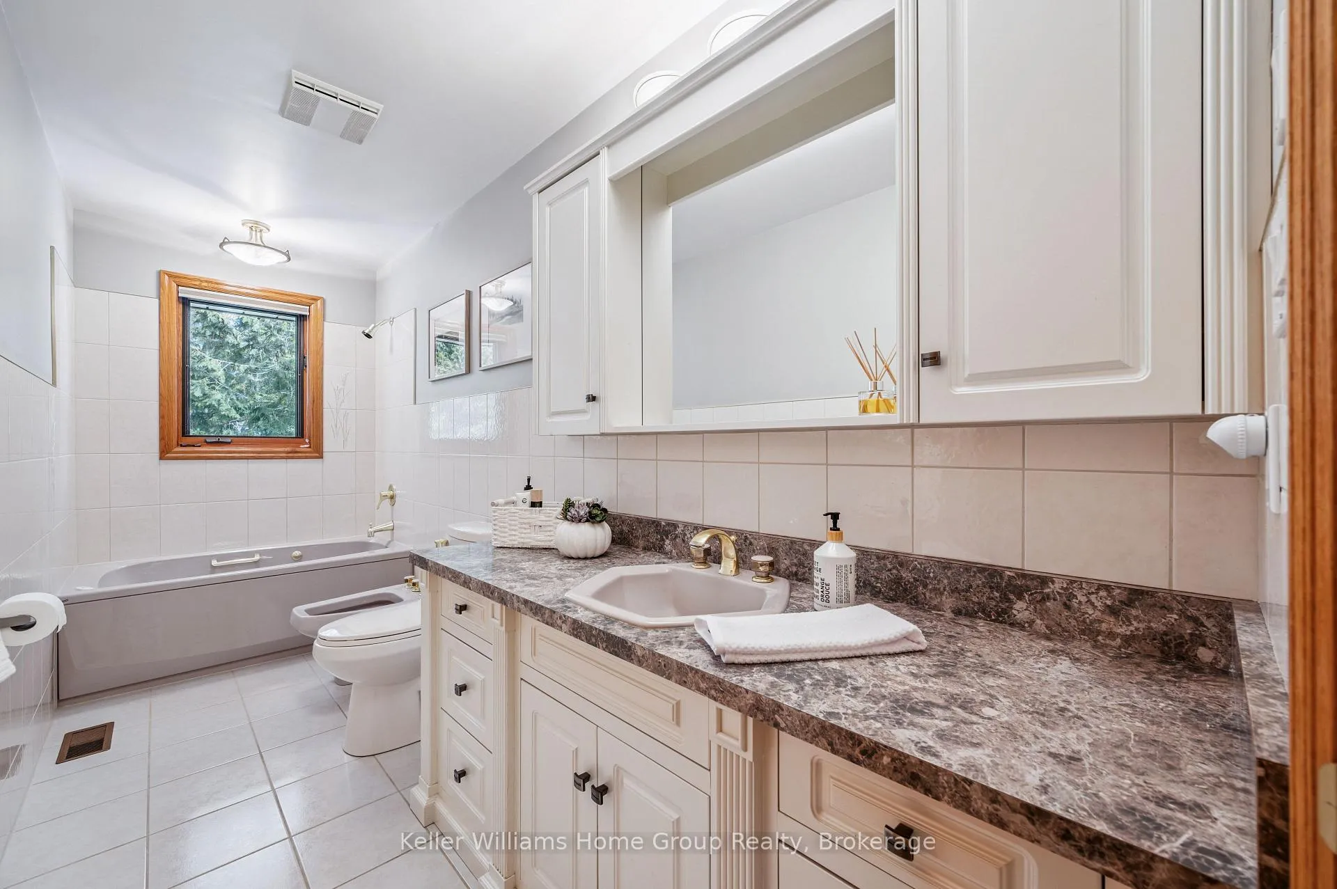 Photo 24 of 7809 Speedvale Avenue E, Guelph/Eramosa, Rural Guelph/Eramosa East — HOMEH