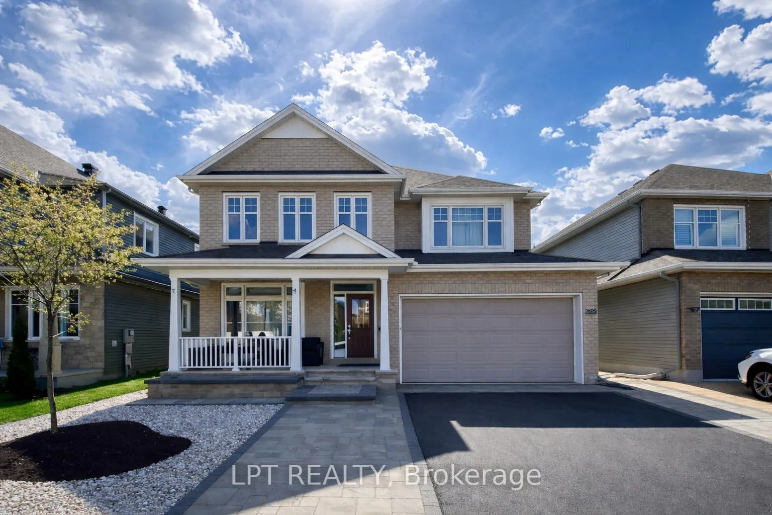Front of 269 Gracewood Crescent
