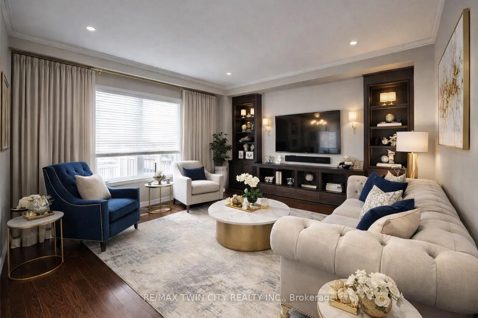 Photo 1 of 4646 Thomas Alton Boulevard, Burlington, Alton — HOMEH