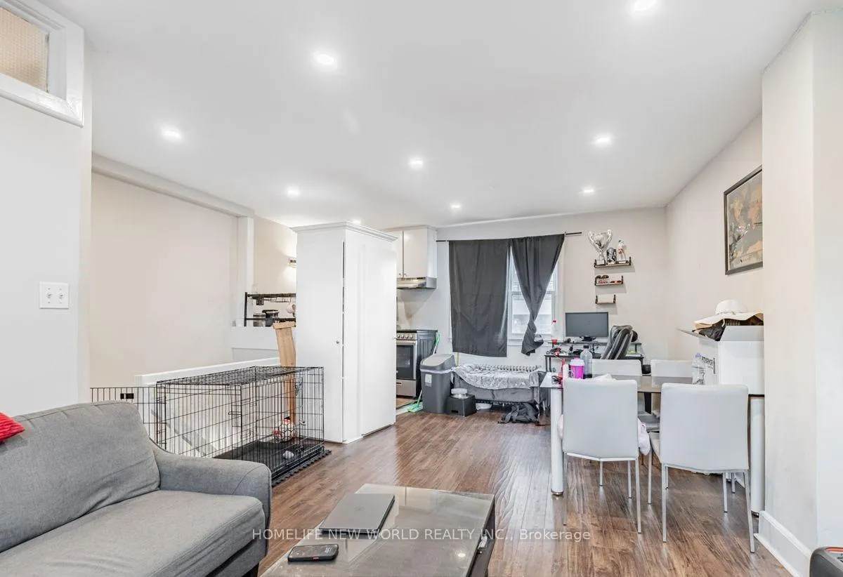 Photo 12 of 878 Kingston Road, Toronto, East End-Danforth — HOMEH