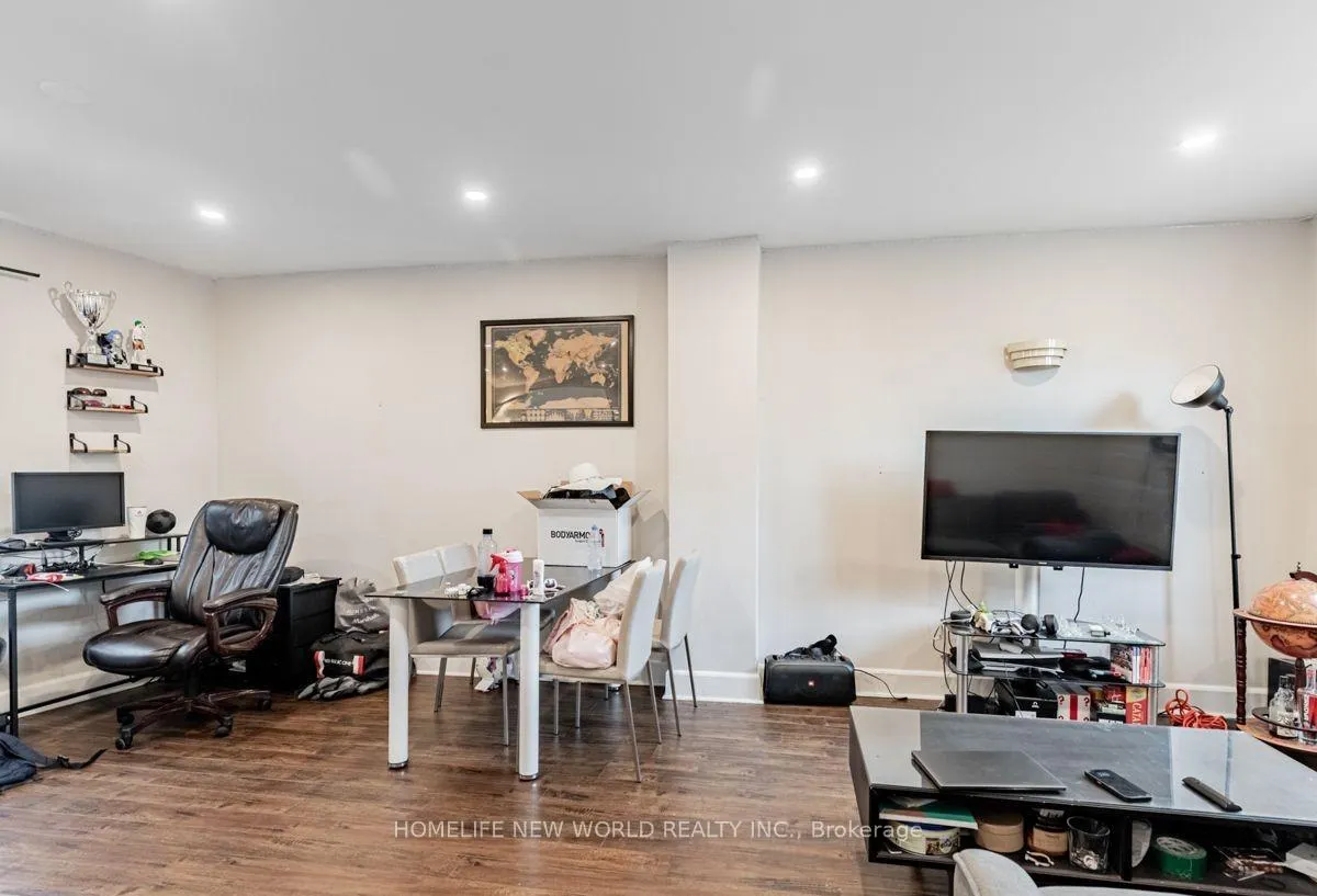 Photo 13 of 878 Kingston Road, Toronto, East End-Danforth — HOMEH