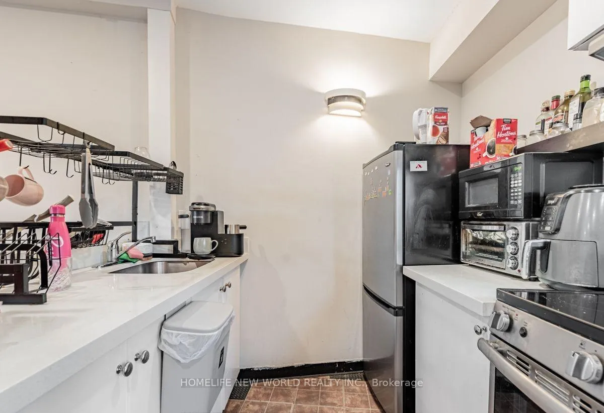 Photo 15 of 878 Kingston Road, Toronto, East End-Danforth — HOMEH