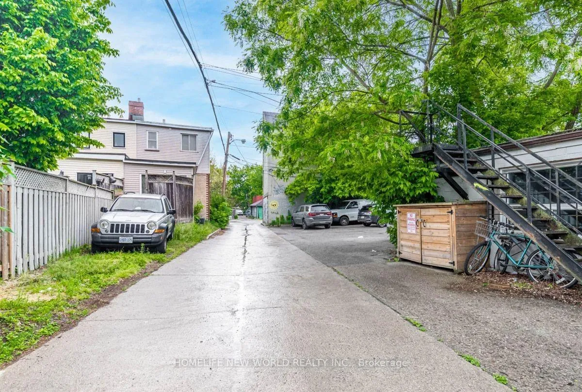 Photo 37 of 878 Kingston Road, Toronto, East End-Danforth — HOMEH