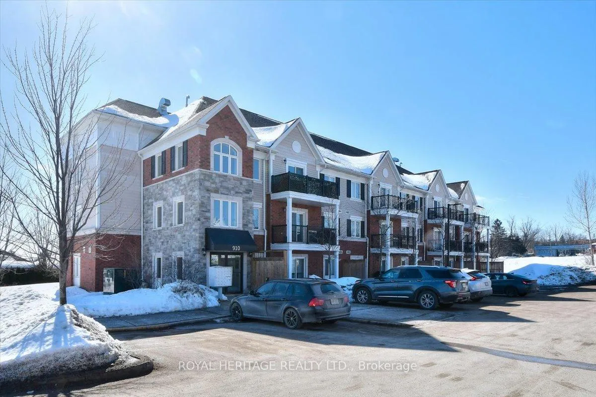 Photo 1 of Unit 204, 910 Wentworth Street, Peterborough, Otonabee Ward 1 — HOMEH