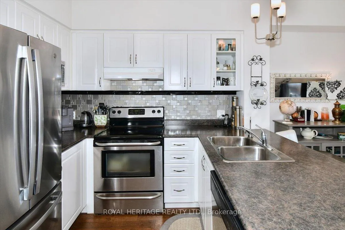 Photo 12 of Unit 204, 910 Wentworth Street, Peterborough, Otonabee Ward 1 — HOMEH