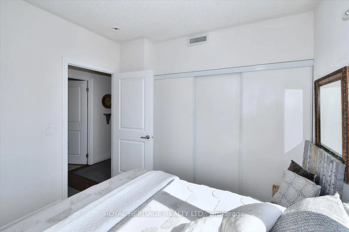 Photo 17 of Unit 204, 910 Wentworth Street, Peterborough, Otonabee Ward 1 — HOMEH