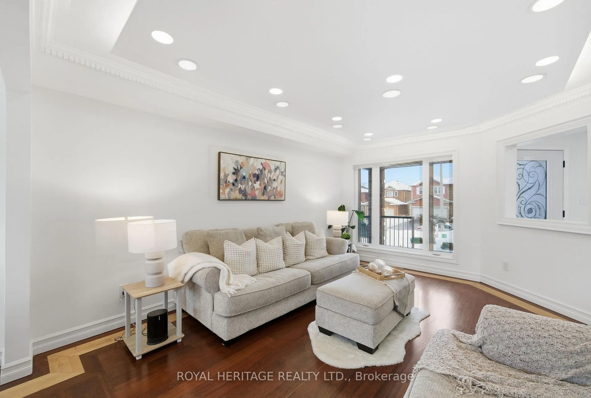 Photo 12 of 2201 Wildwood Crescent, Pickering, Brock Ridge — HOMEH