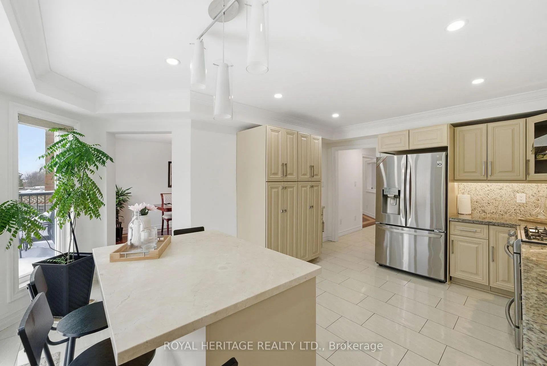Photo 20 of 2201 Wildwood Crescent, Pickering, Brock Ridge — HOMEH