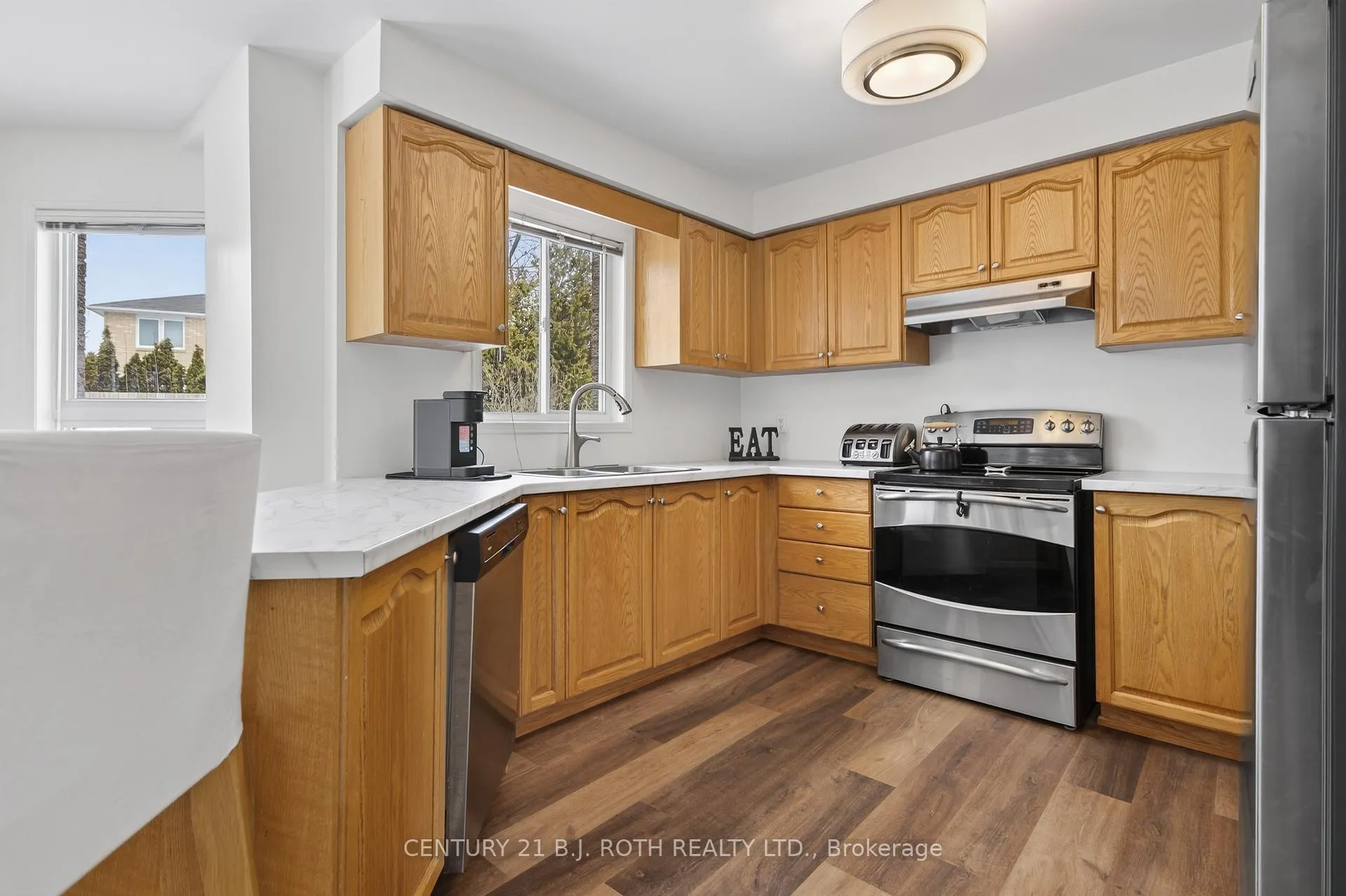 Photo 4 of 400 Cundles Road W, Barrie, Northwest — HOMEH