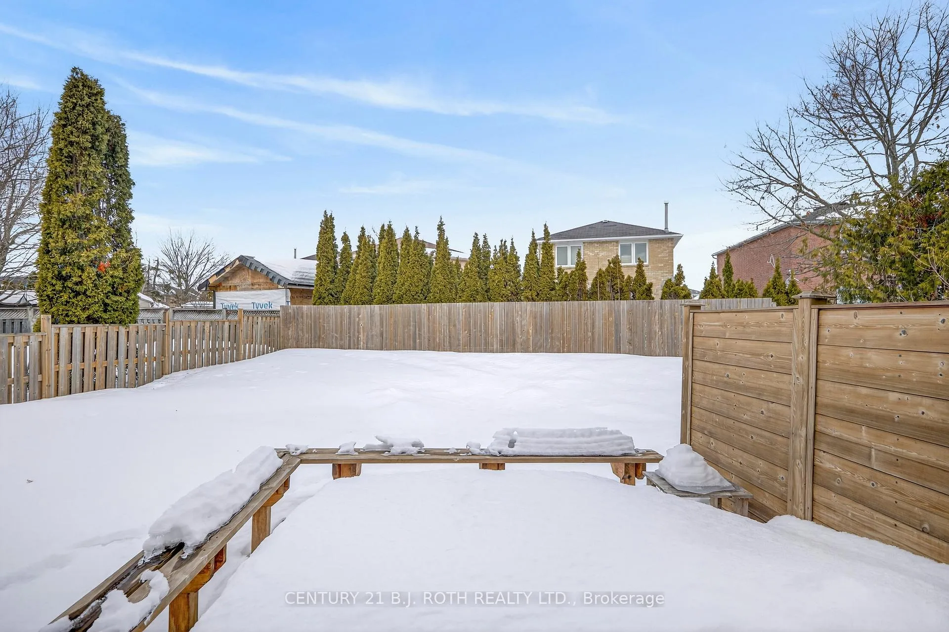 Photo 20 of 400 Cundles Road W, Barrie, Northwest — HOMEH