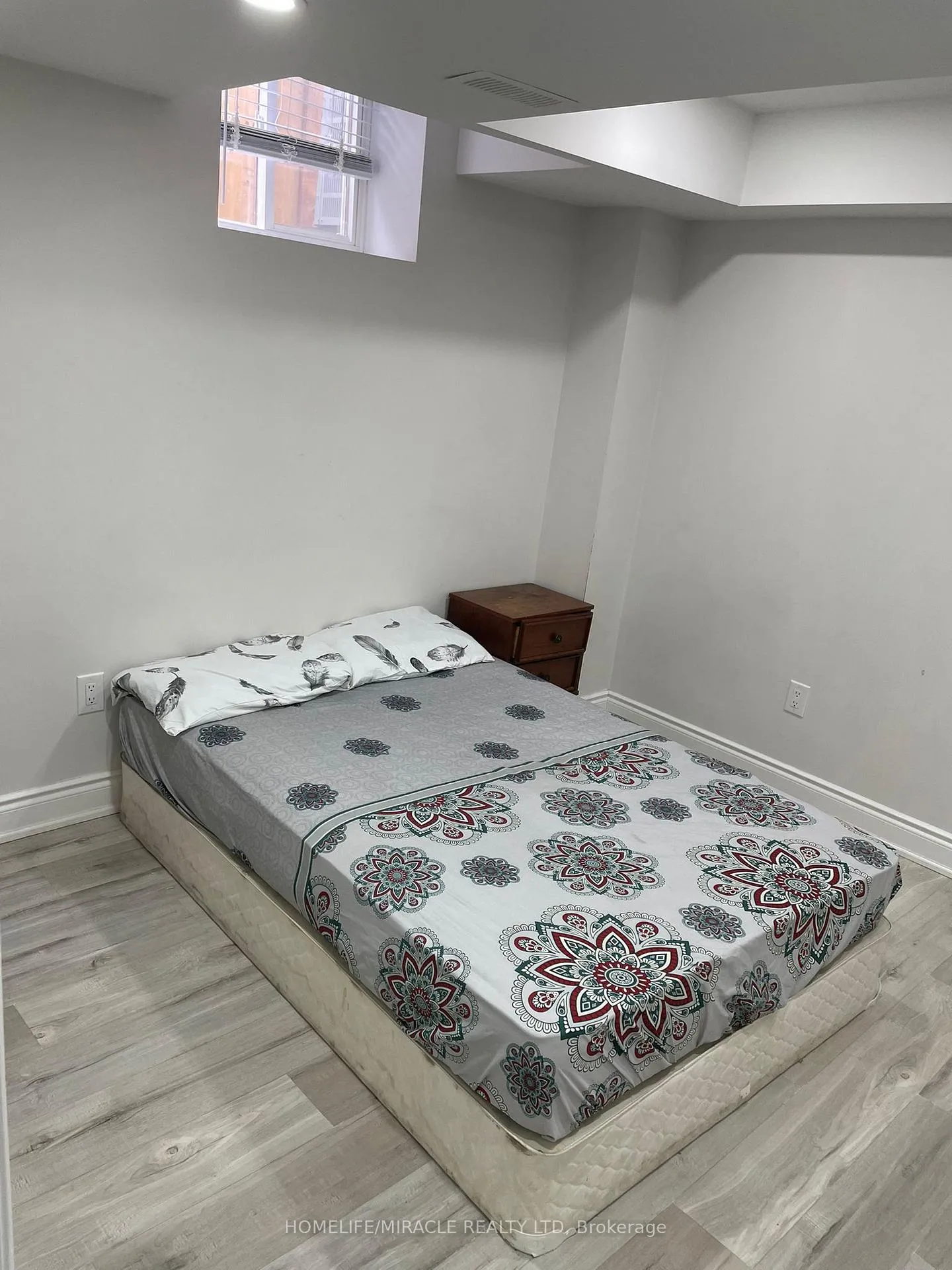 Photo 8 of Unit BSMT, 26 Westfield Crescent, Hamilton, Waterdown — HOMEH